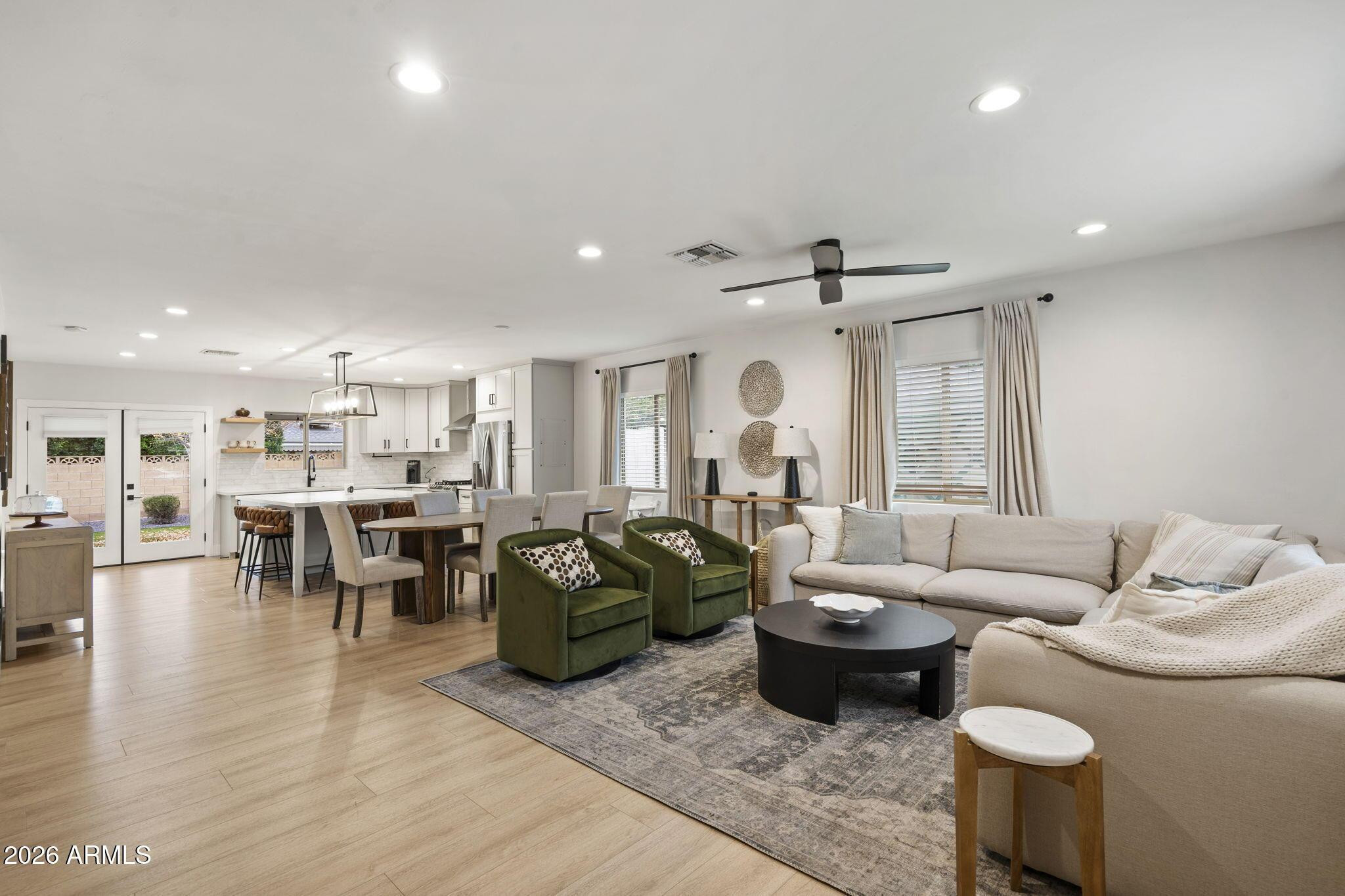 3515 E PICCADILLY Road