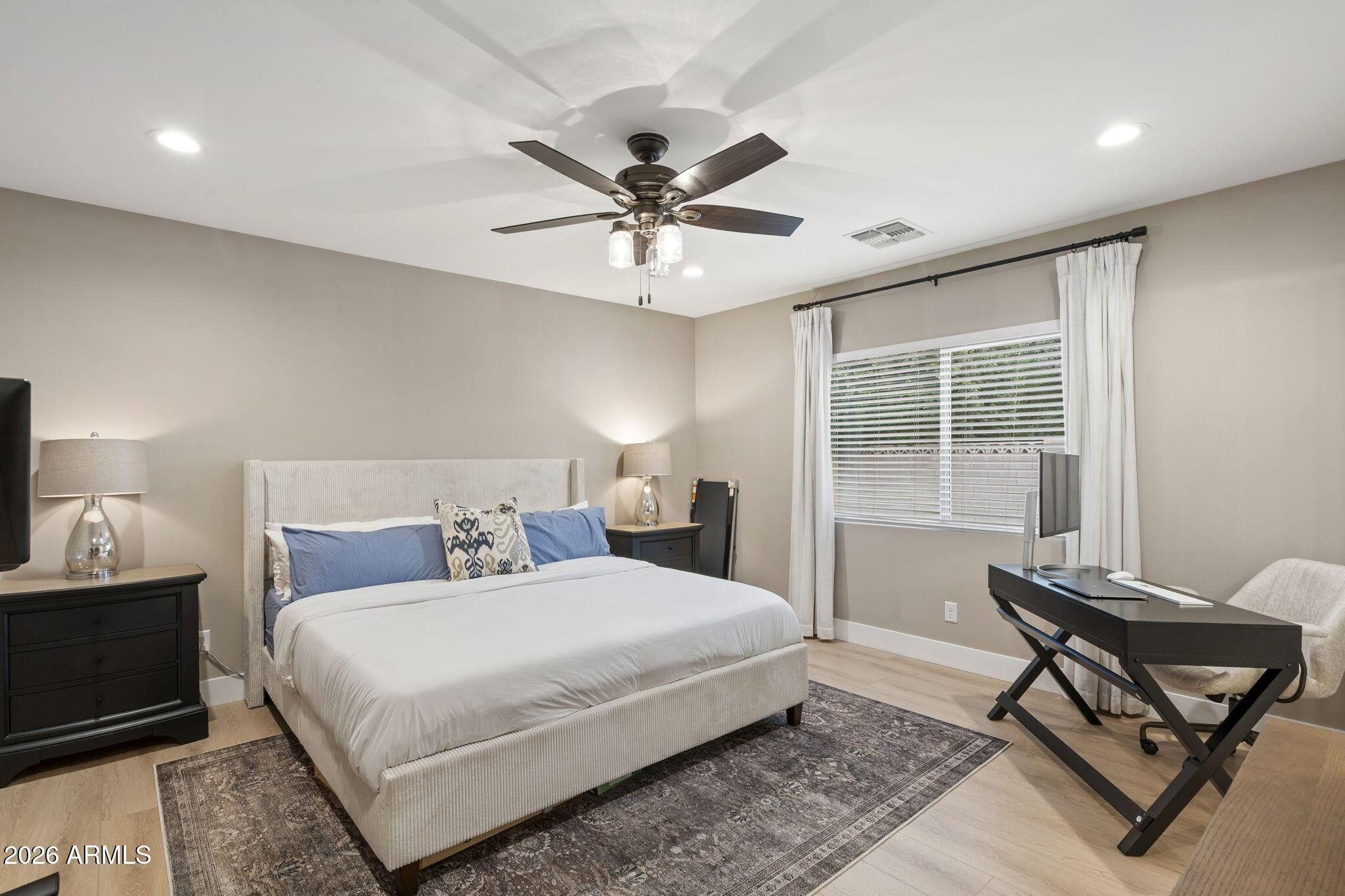 3515 E PICCADILLY Road