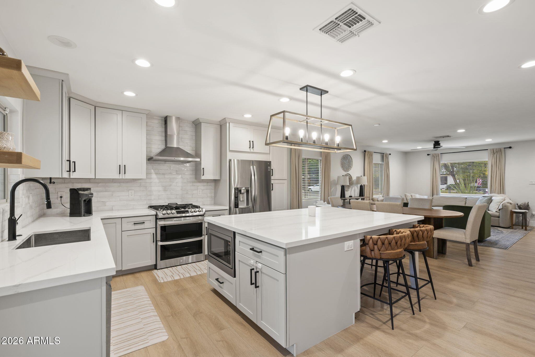 3515 E PICCADILLY Road