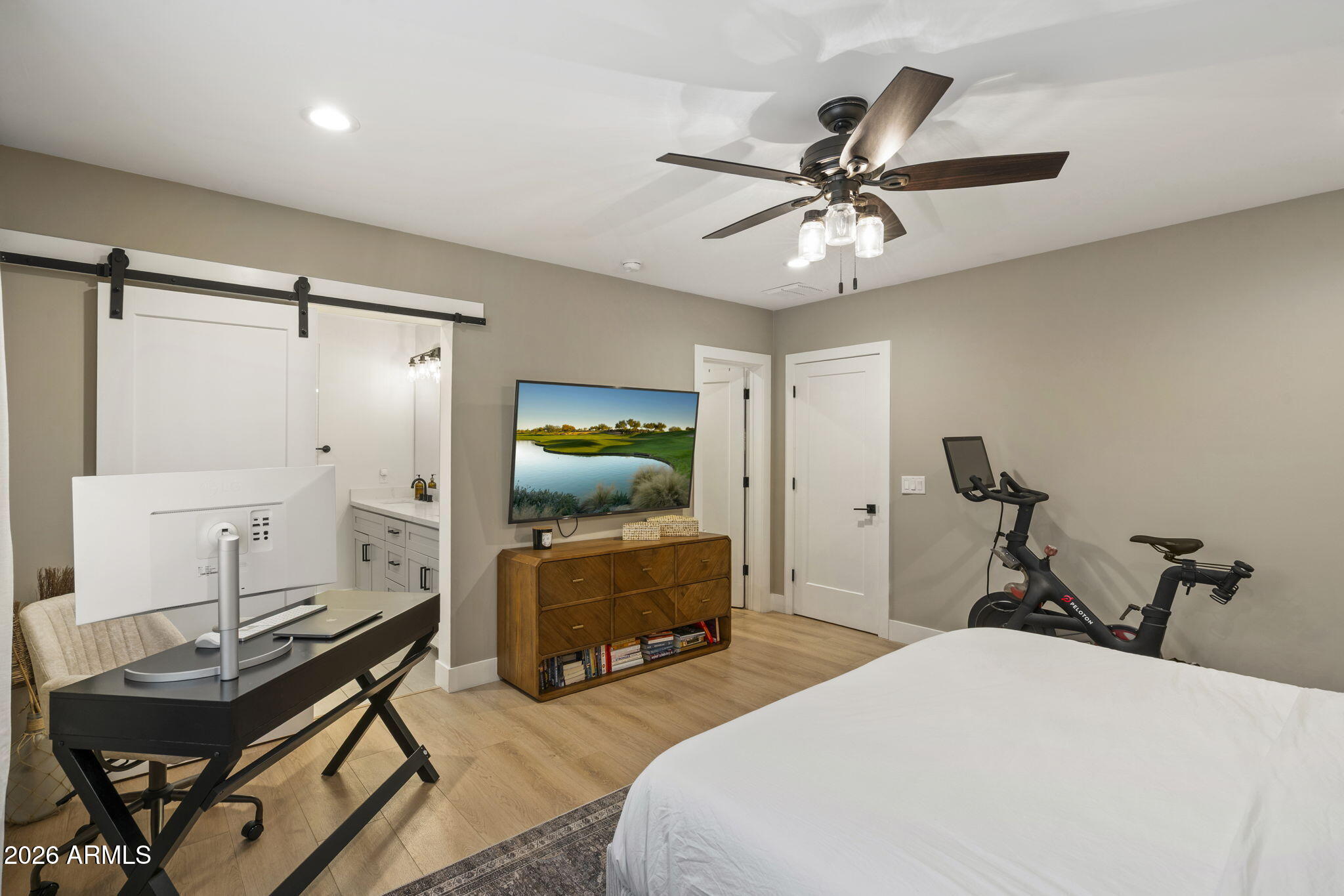 3515 E PICCADILLY Road