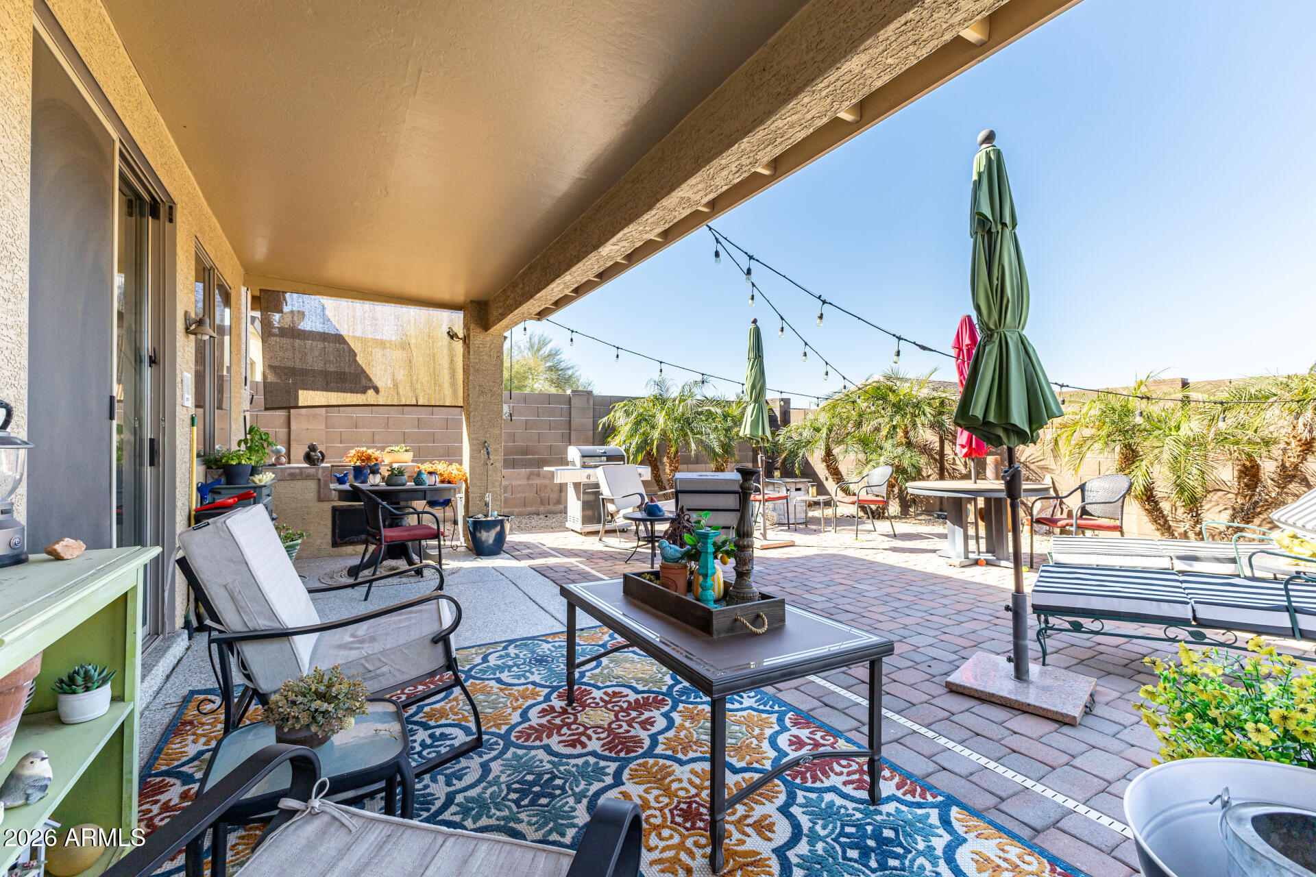 18380 W CAPISTRANO Avenue