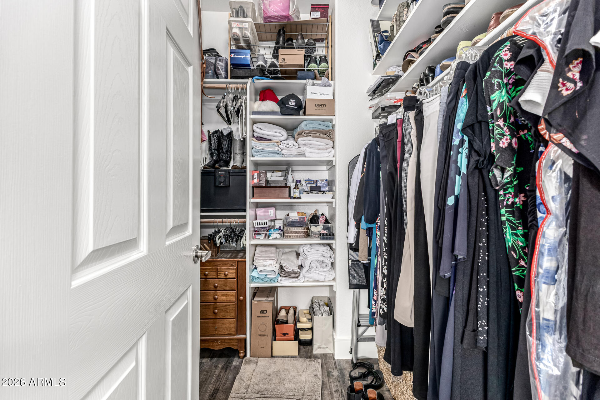 18380 W CAPISTRANO Avenue