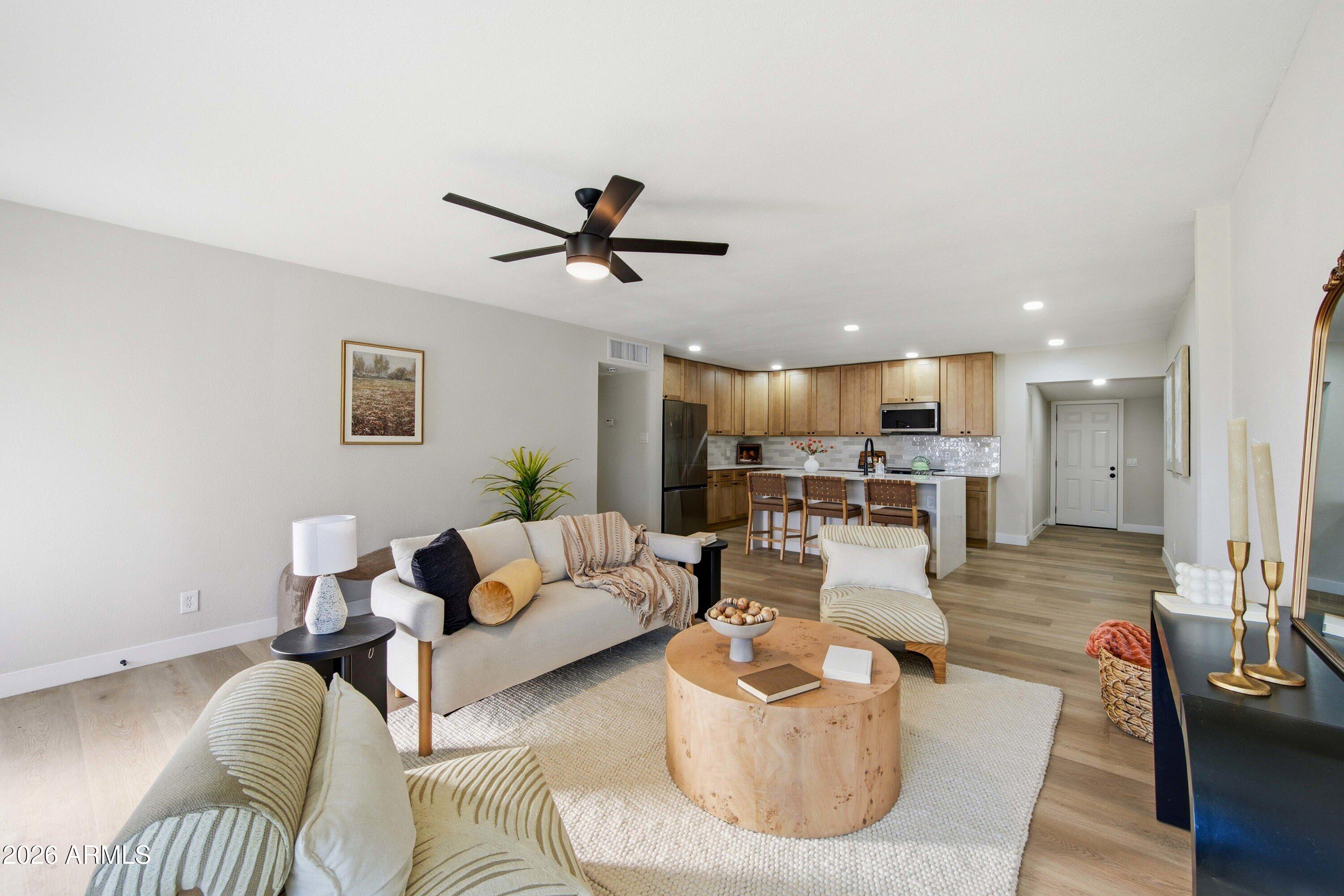 2324 E Heatherbrae Drive