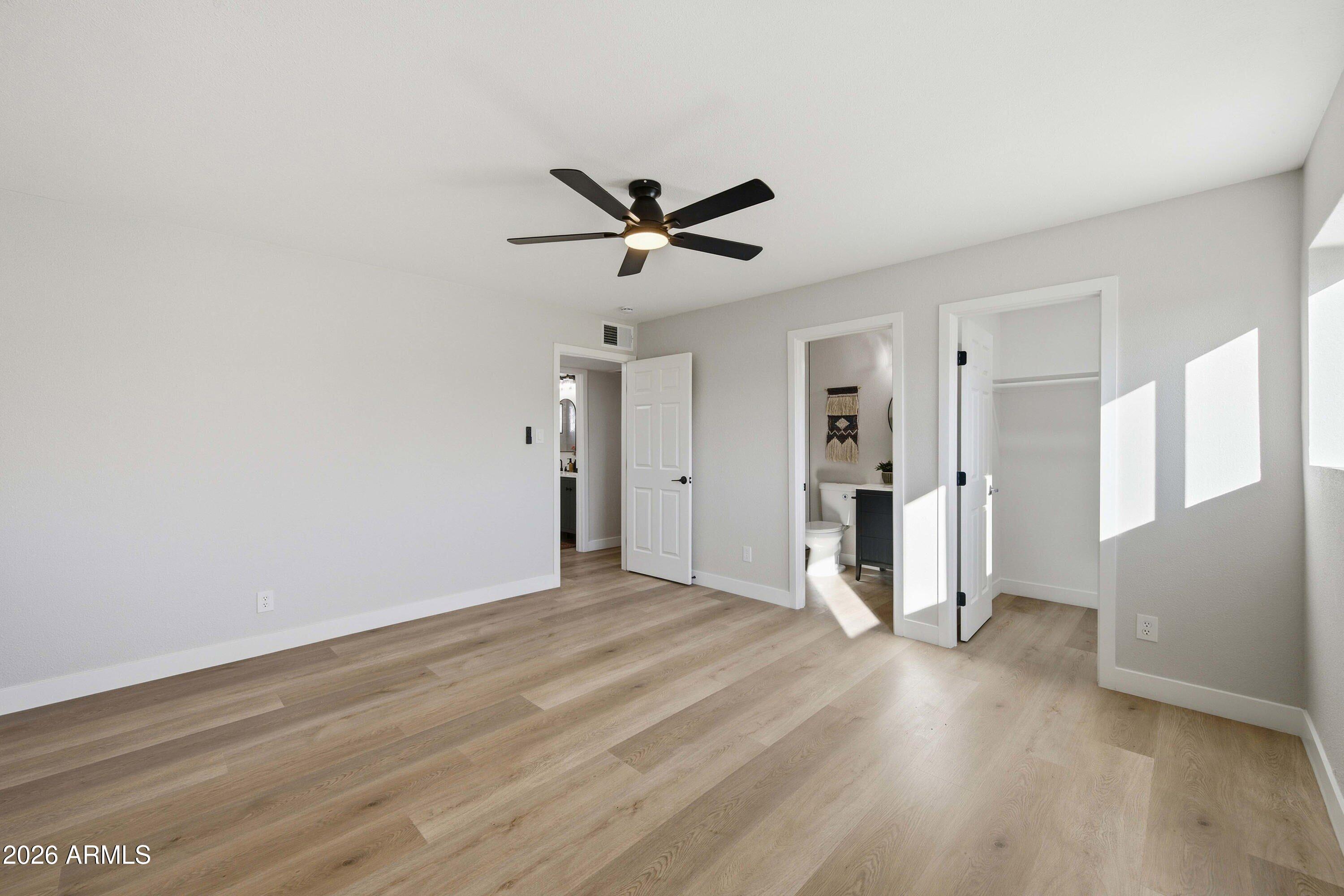 2324 E Heatherbrae Drive