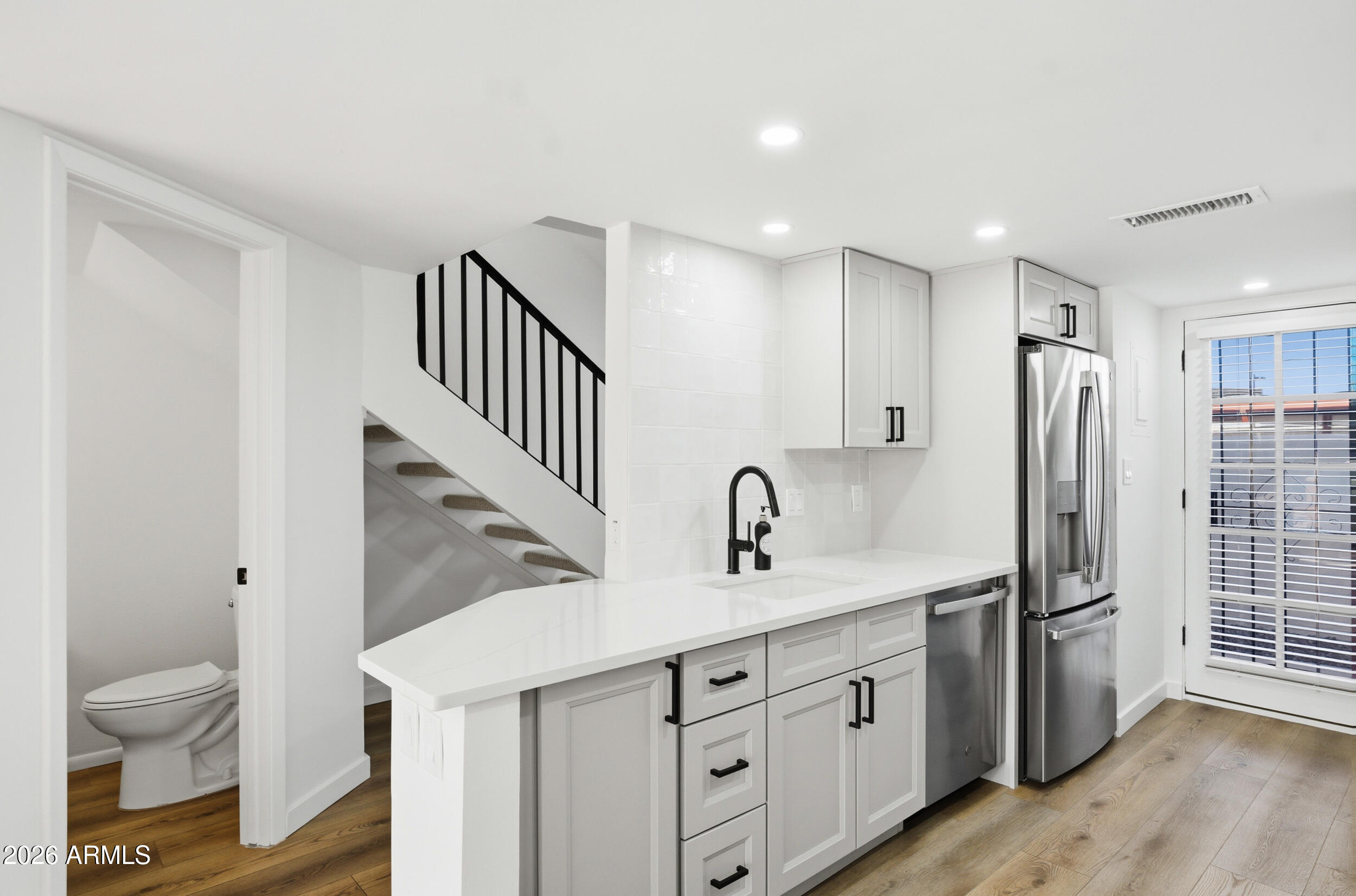 6150 N SCOTTSDALE Road 9