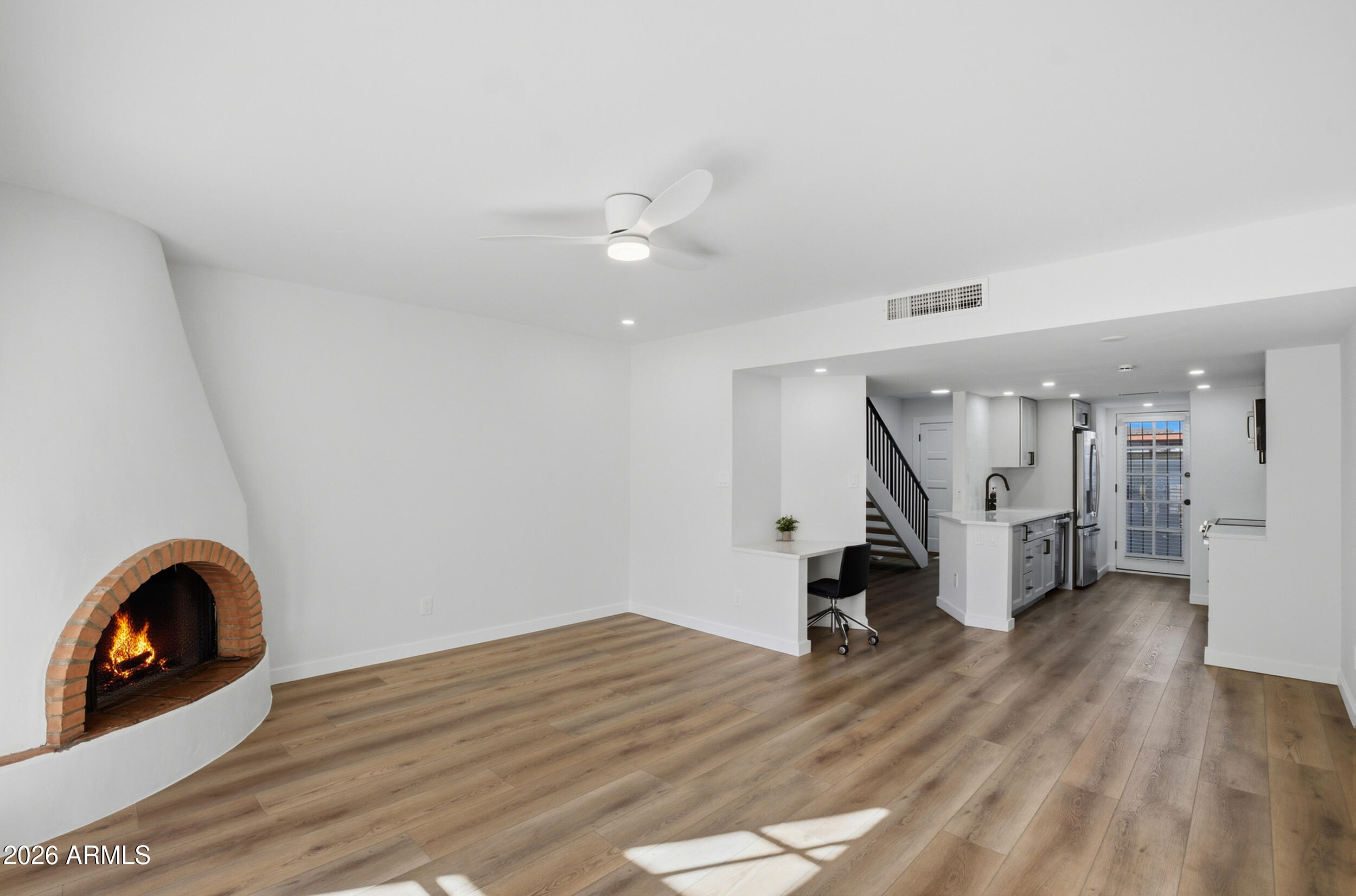 6150 N SCOTTSDALE Road 9