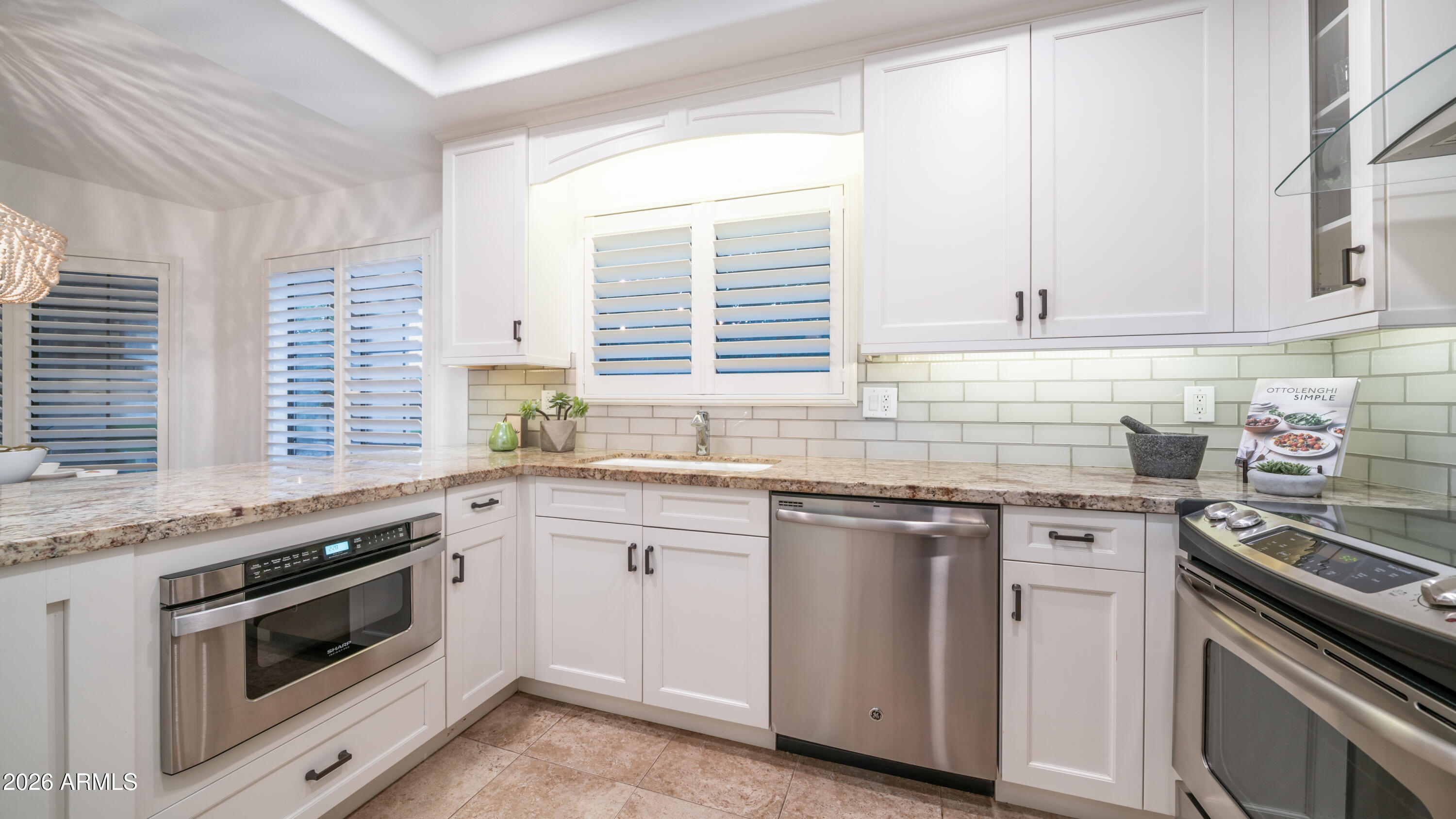 7399 E SOFTWIND Drive