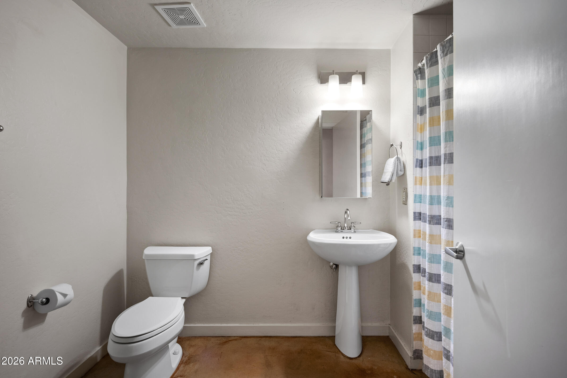 914 E OSBORN Road 216