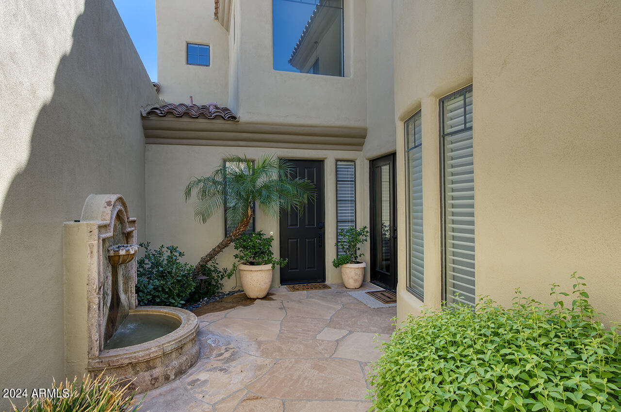 9270 E Thompson Peak Parkway 312