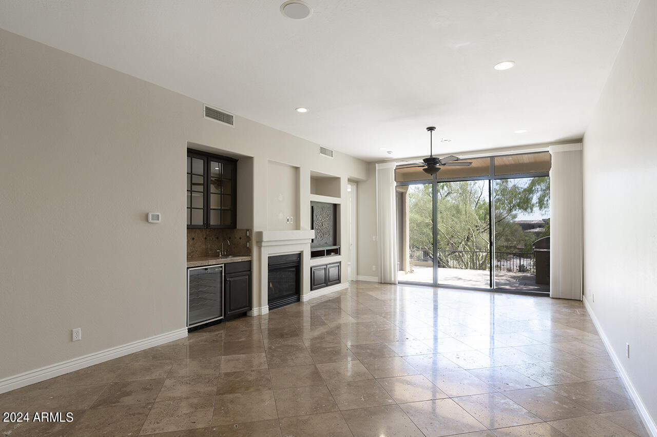 9270 E Thompson Peak Parkway 312