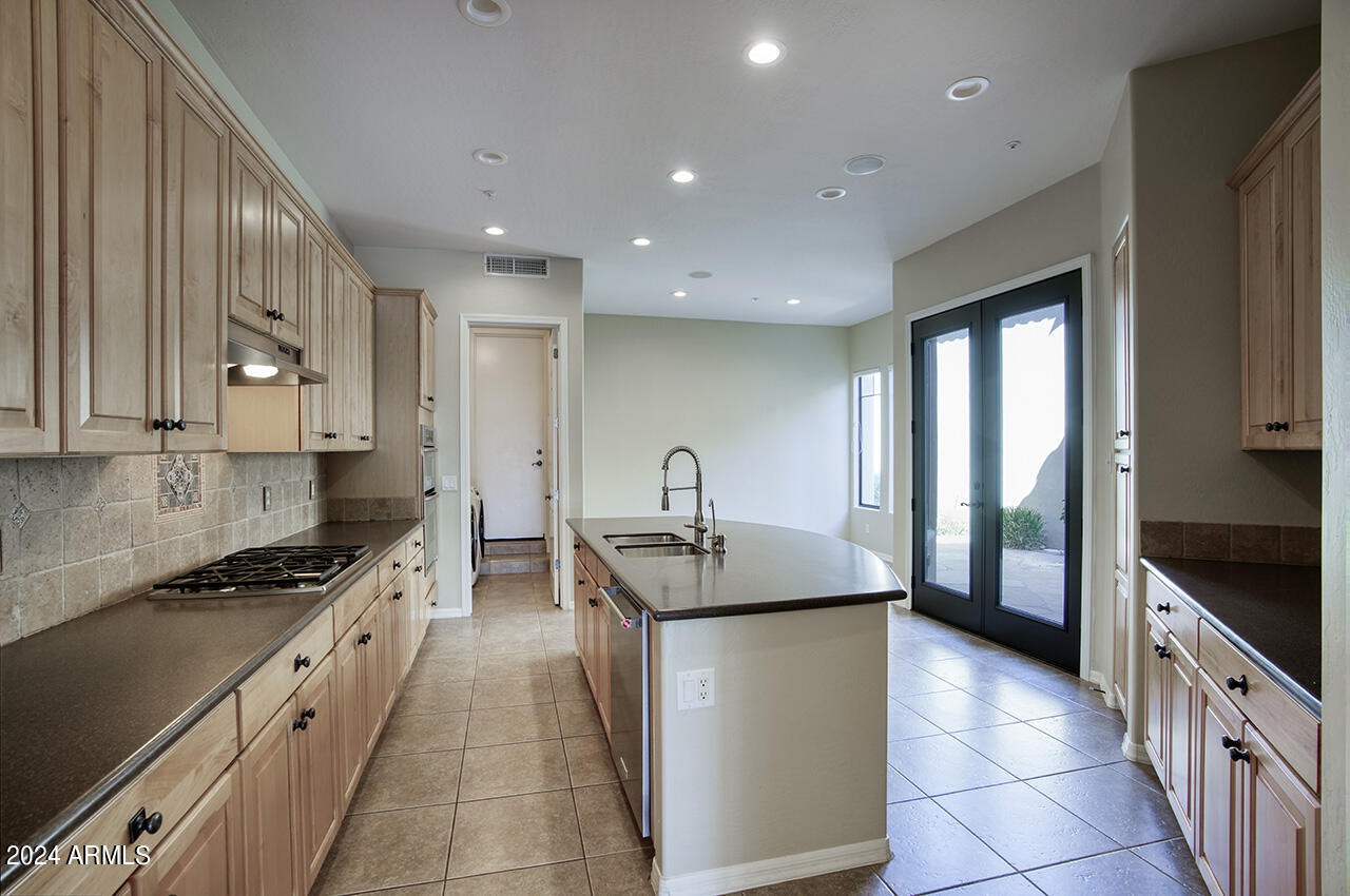 9270 E Thompson Peak Parkway 312