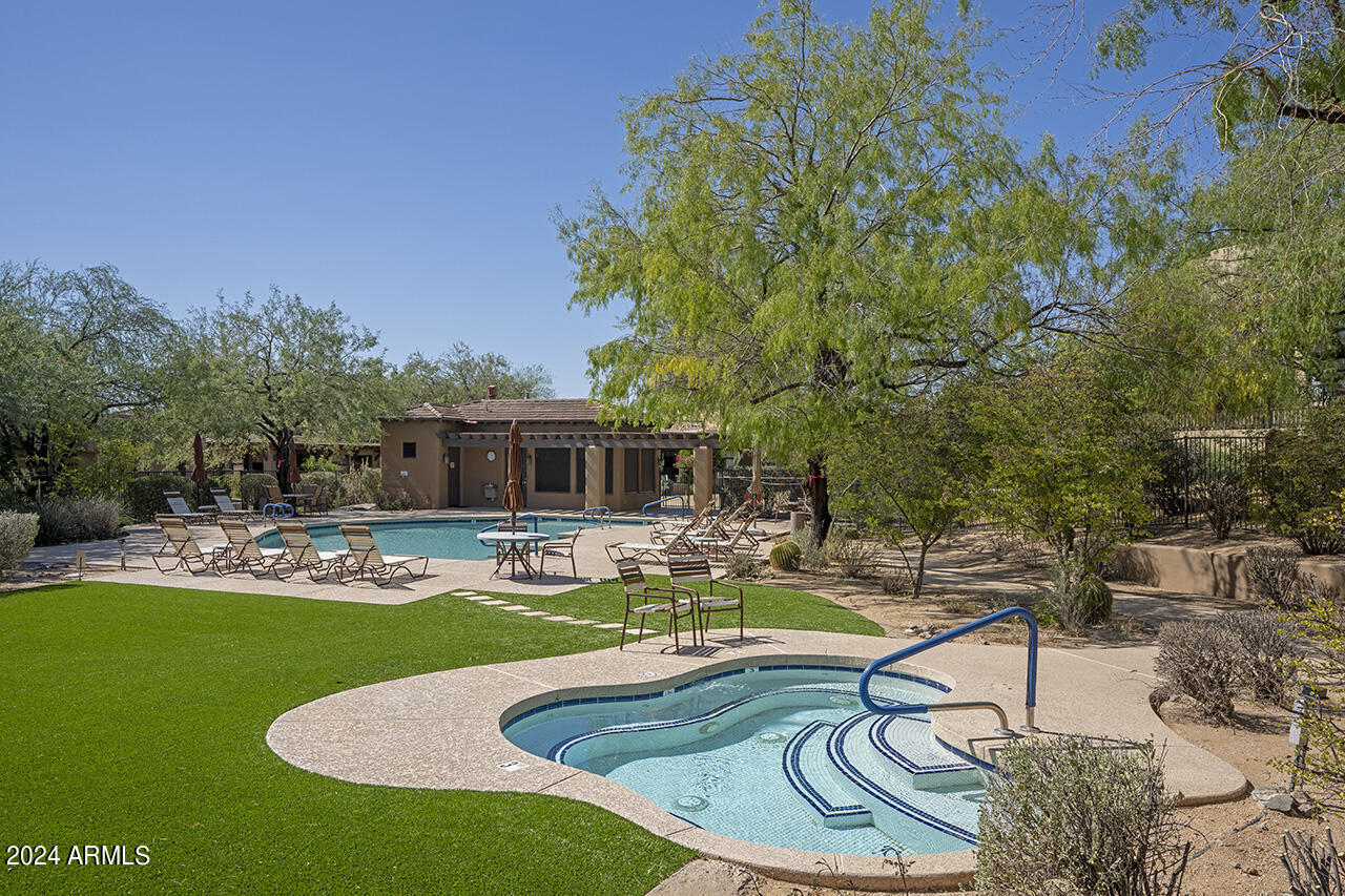 9270 E Thompson Peak Parkway 312