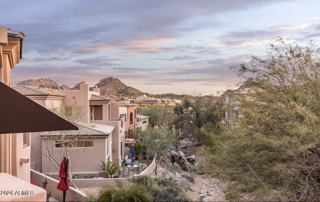 28990 N WHITE FEATHER Lane 165