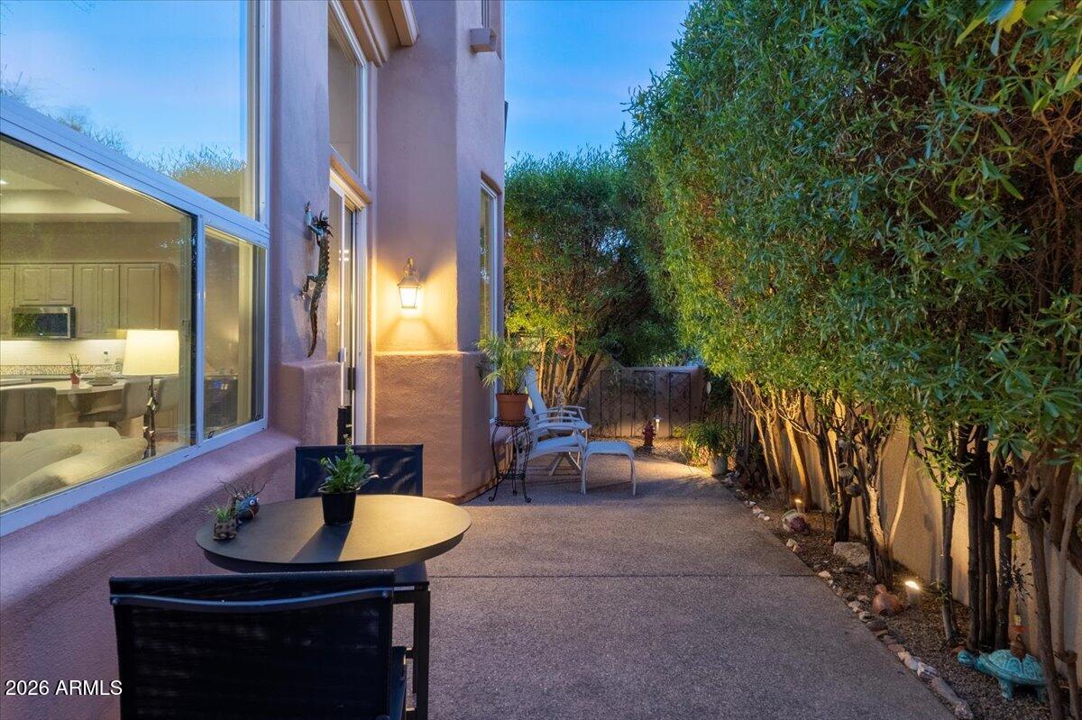 28990 N WHITE FEATHER Lane 165