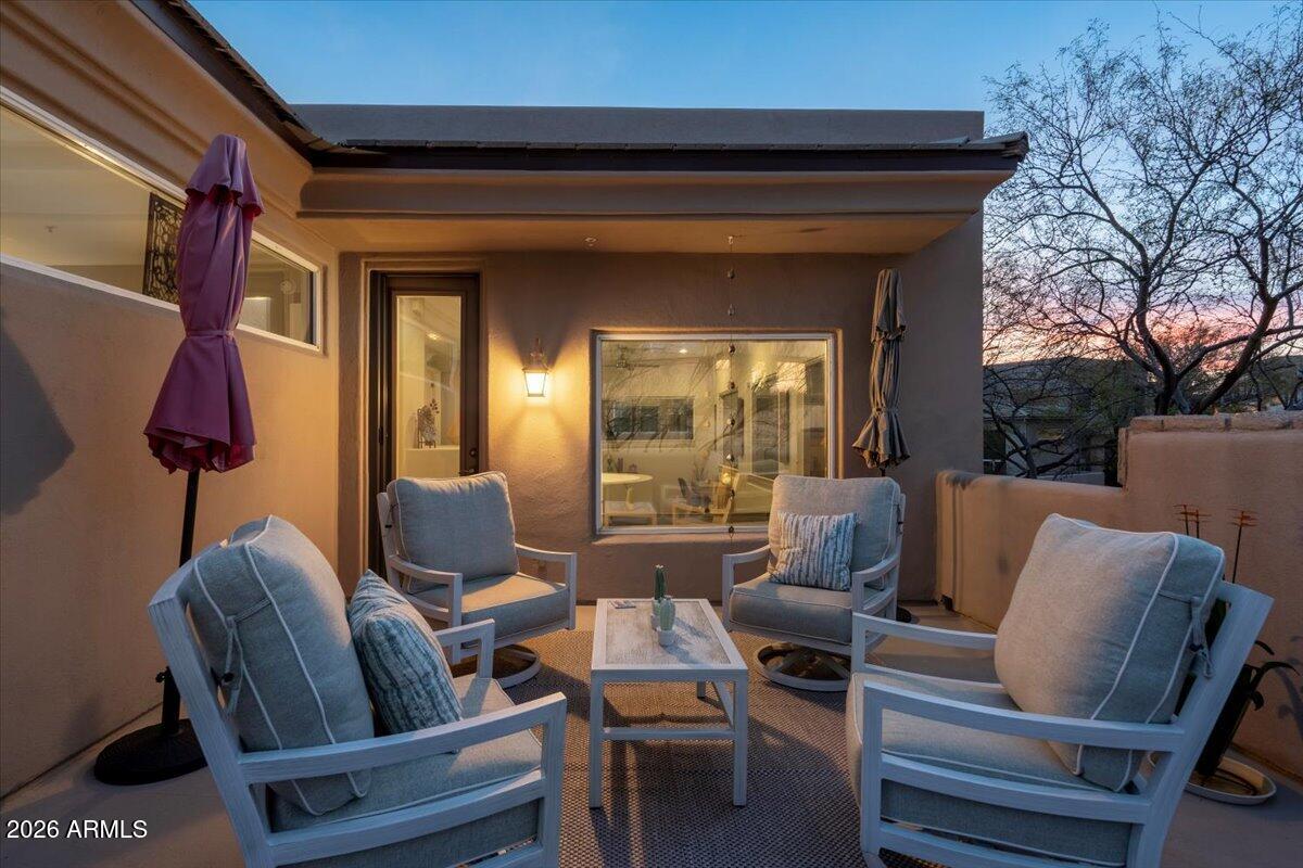 28990 N WHITE FEATHER Lane 165