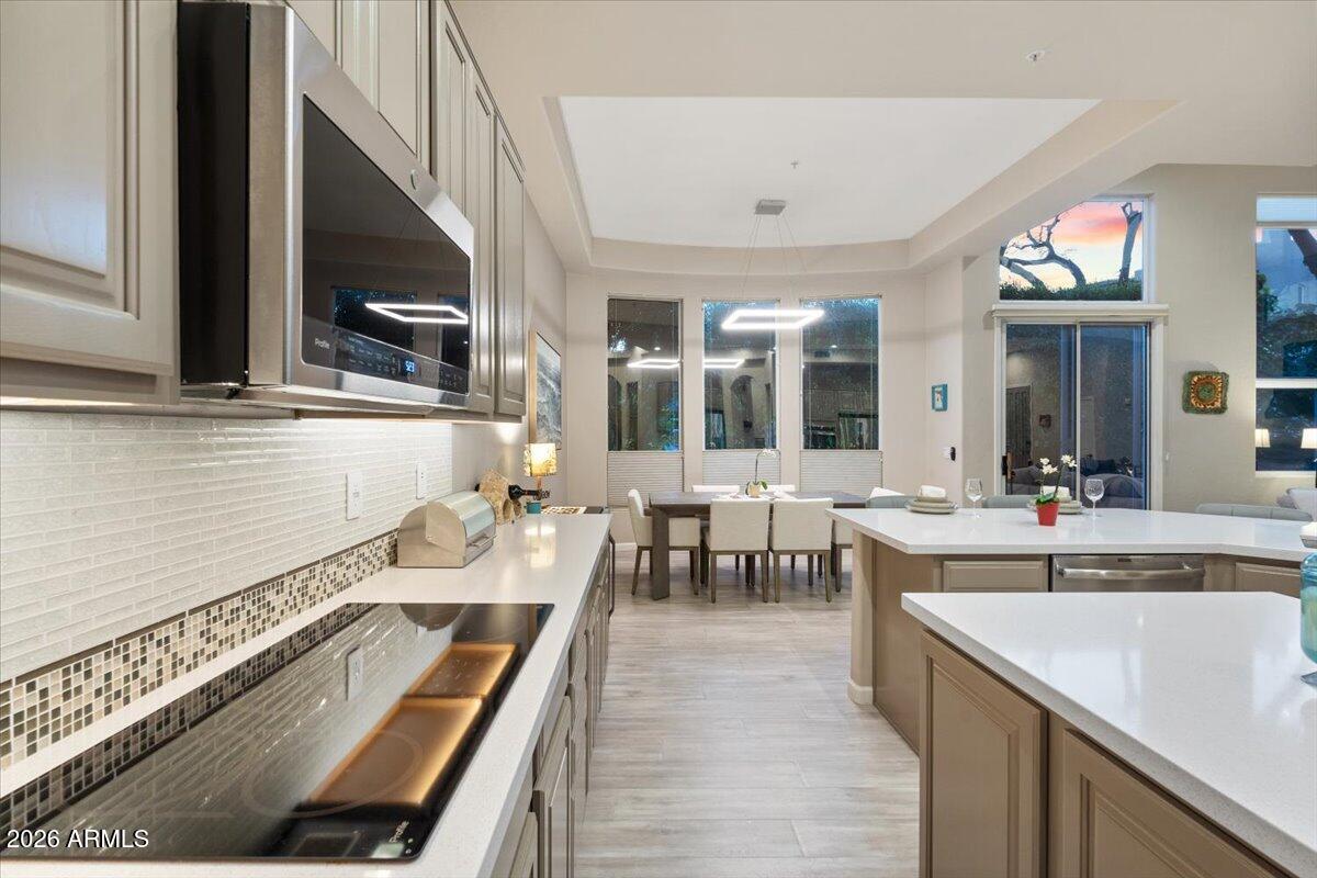 28990 N WHITE FEATHER Lane 165