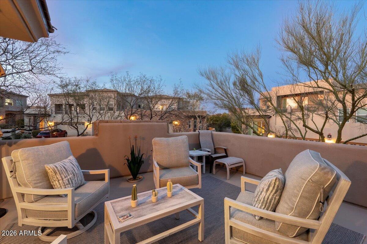 28990 N WHITE FEATHER Lane 165