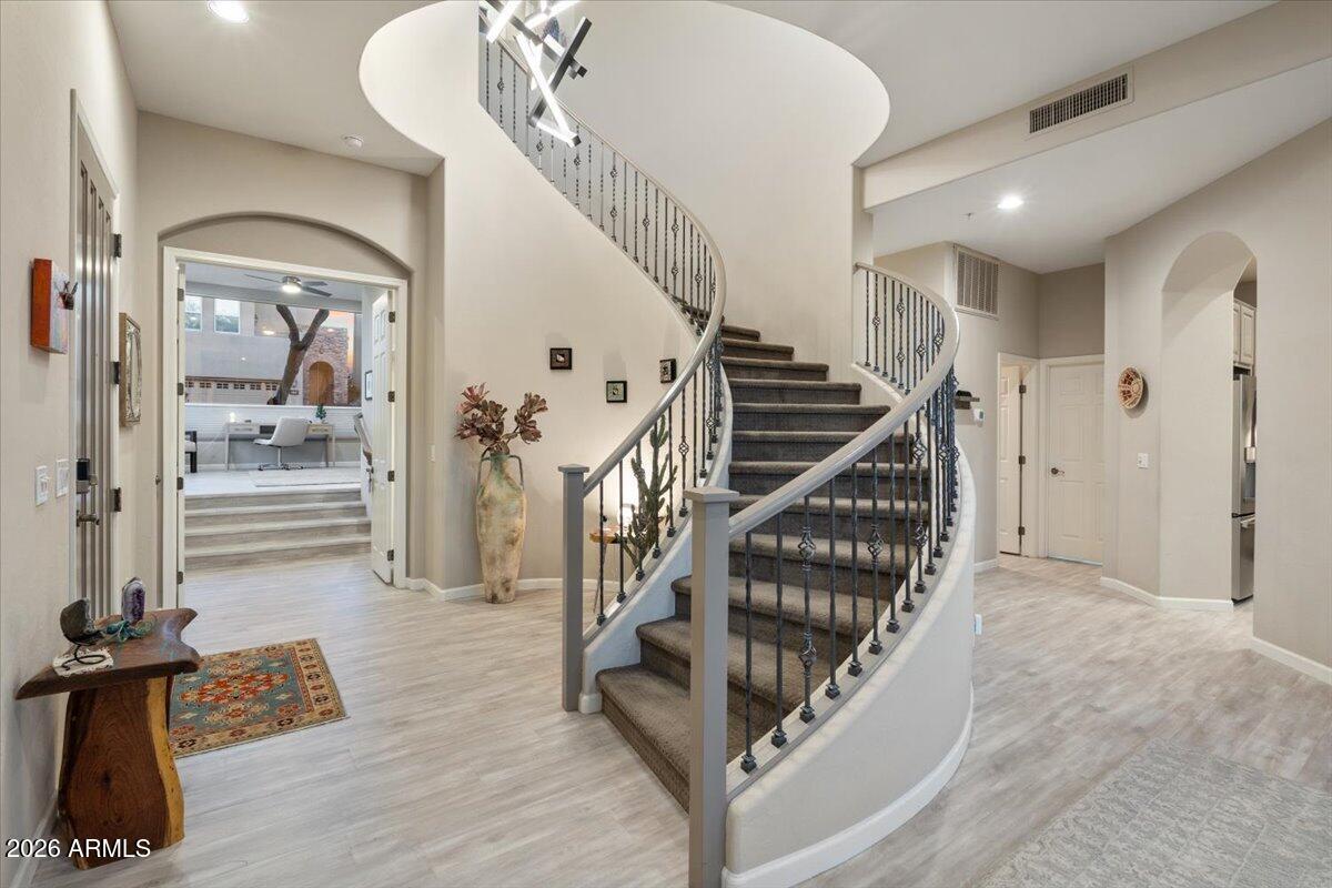 28990 N WHITE FEATHER Lane 165