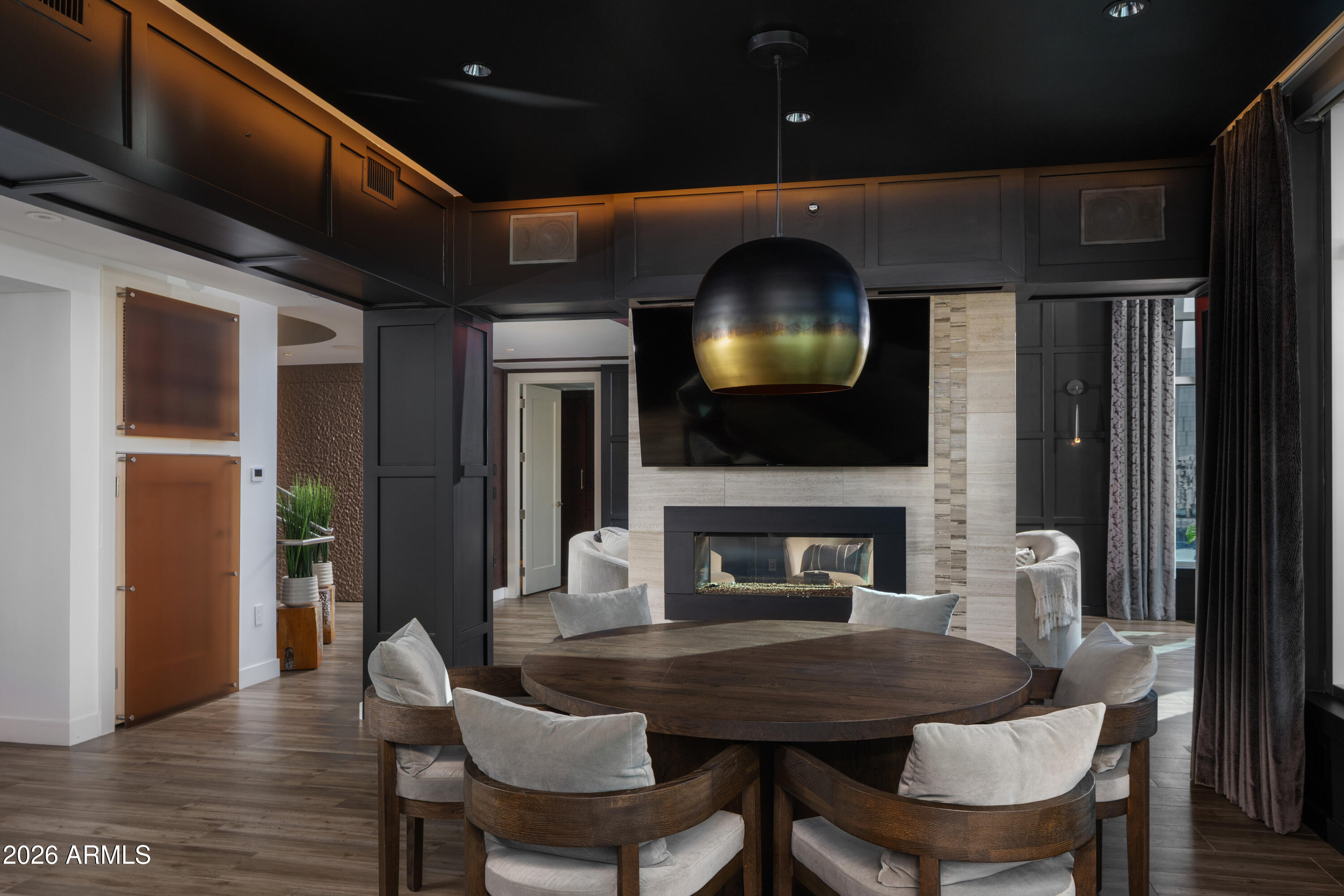 140 E RIO SALADO Parkway 1201