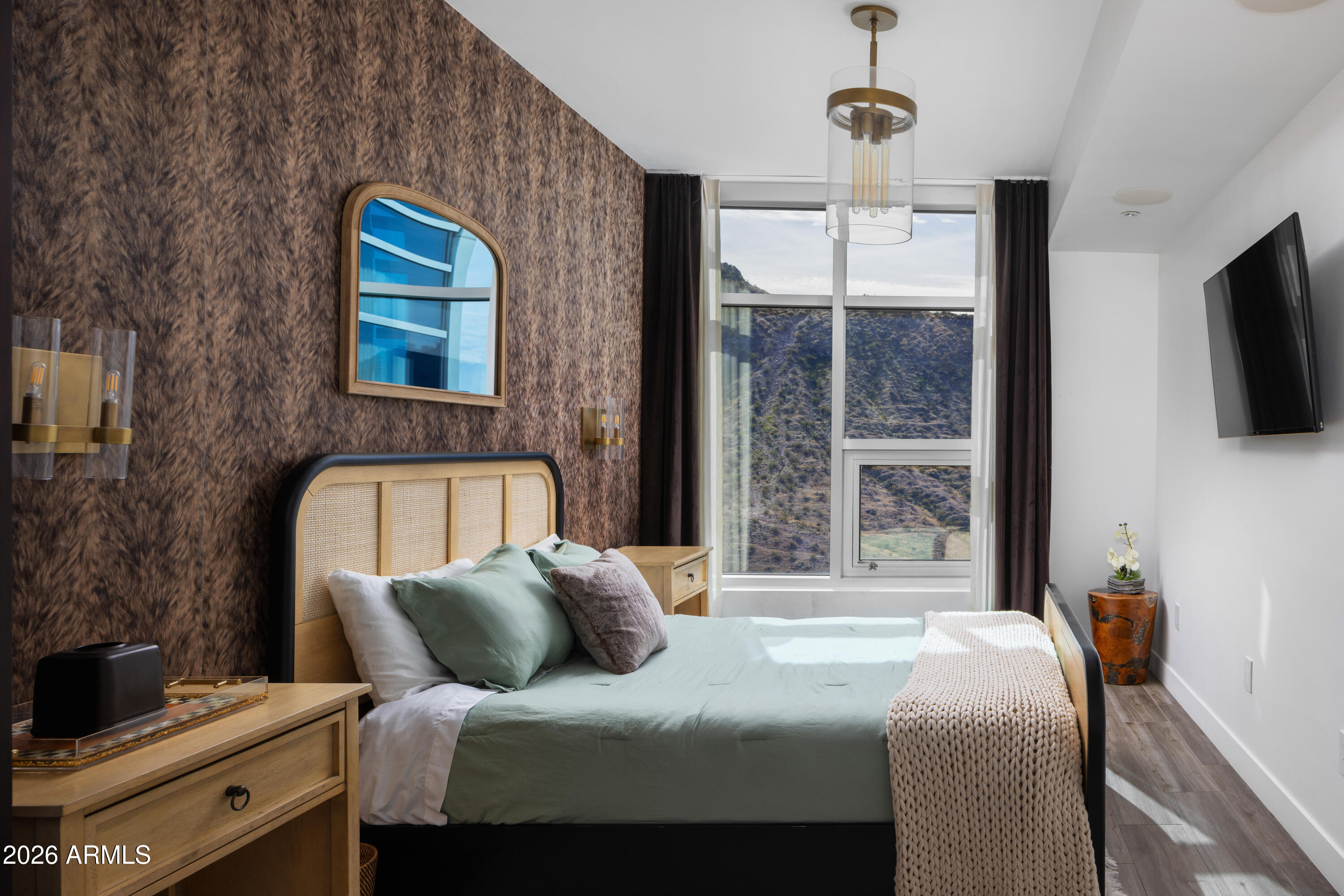 140 E RIO SALADO Parkway 1201