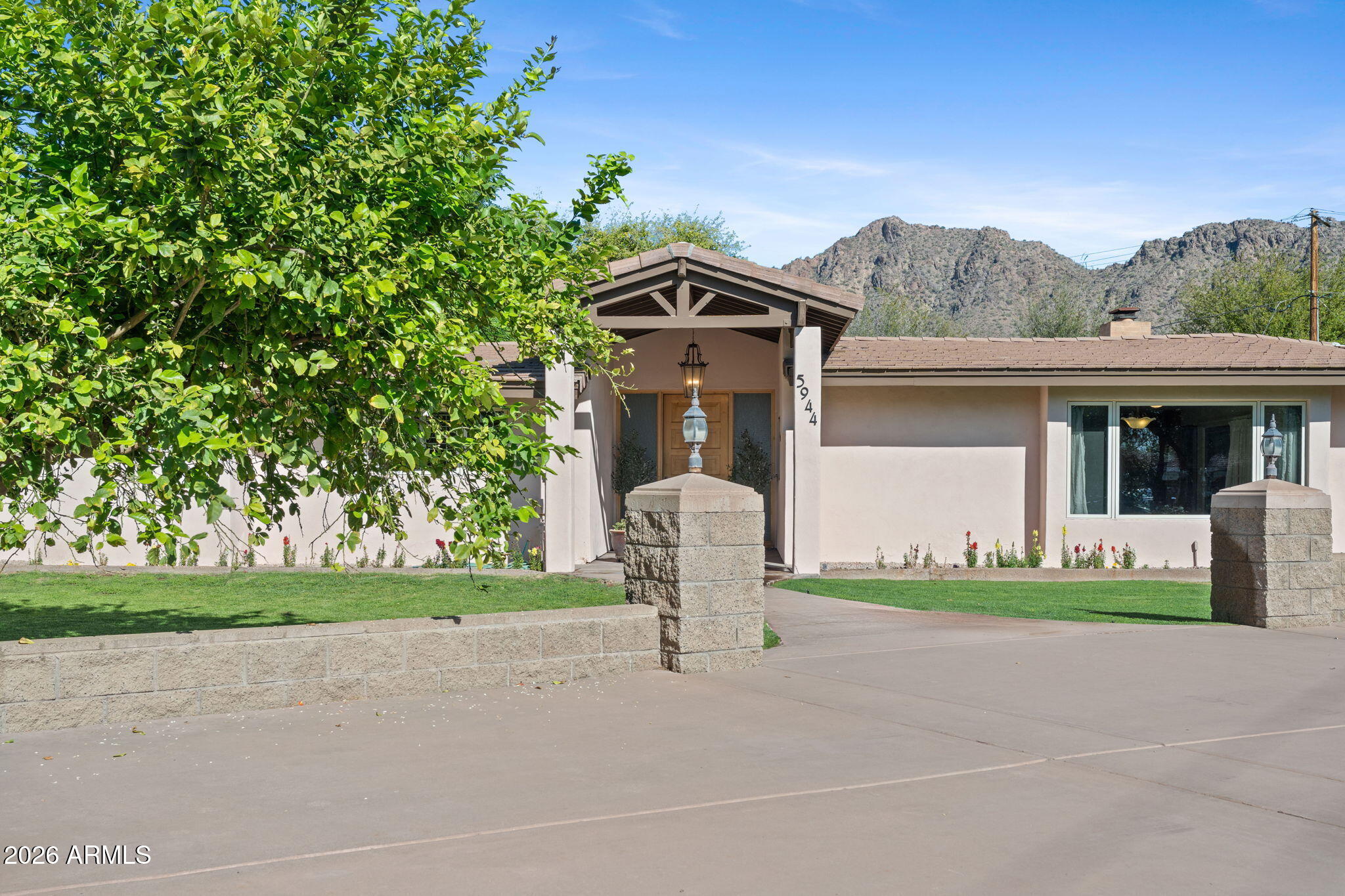 5944 E CALLE DEL NORTE