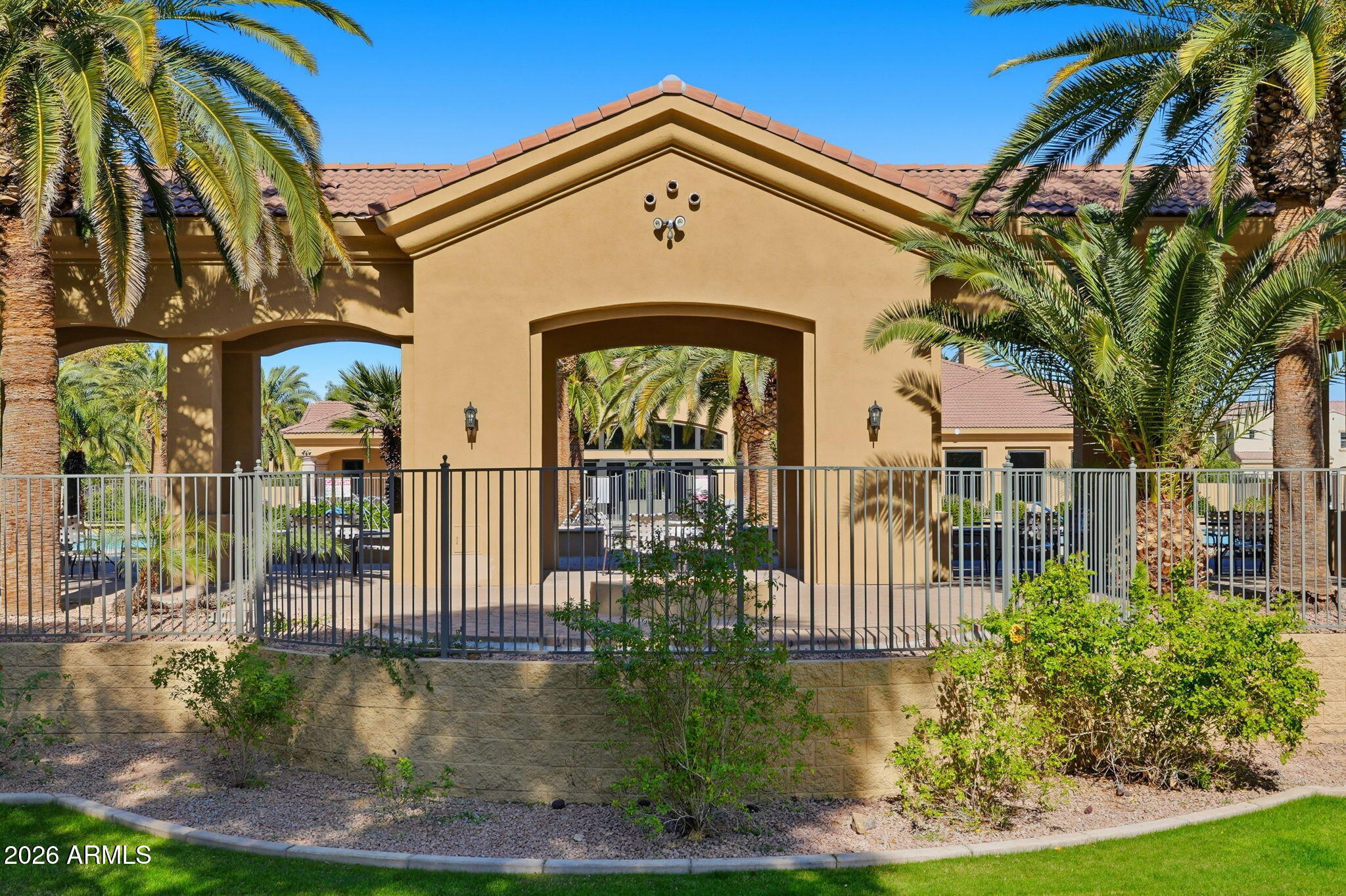 1367 S COUNTRY CLUB Drive 1118