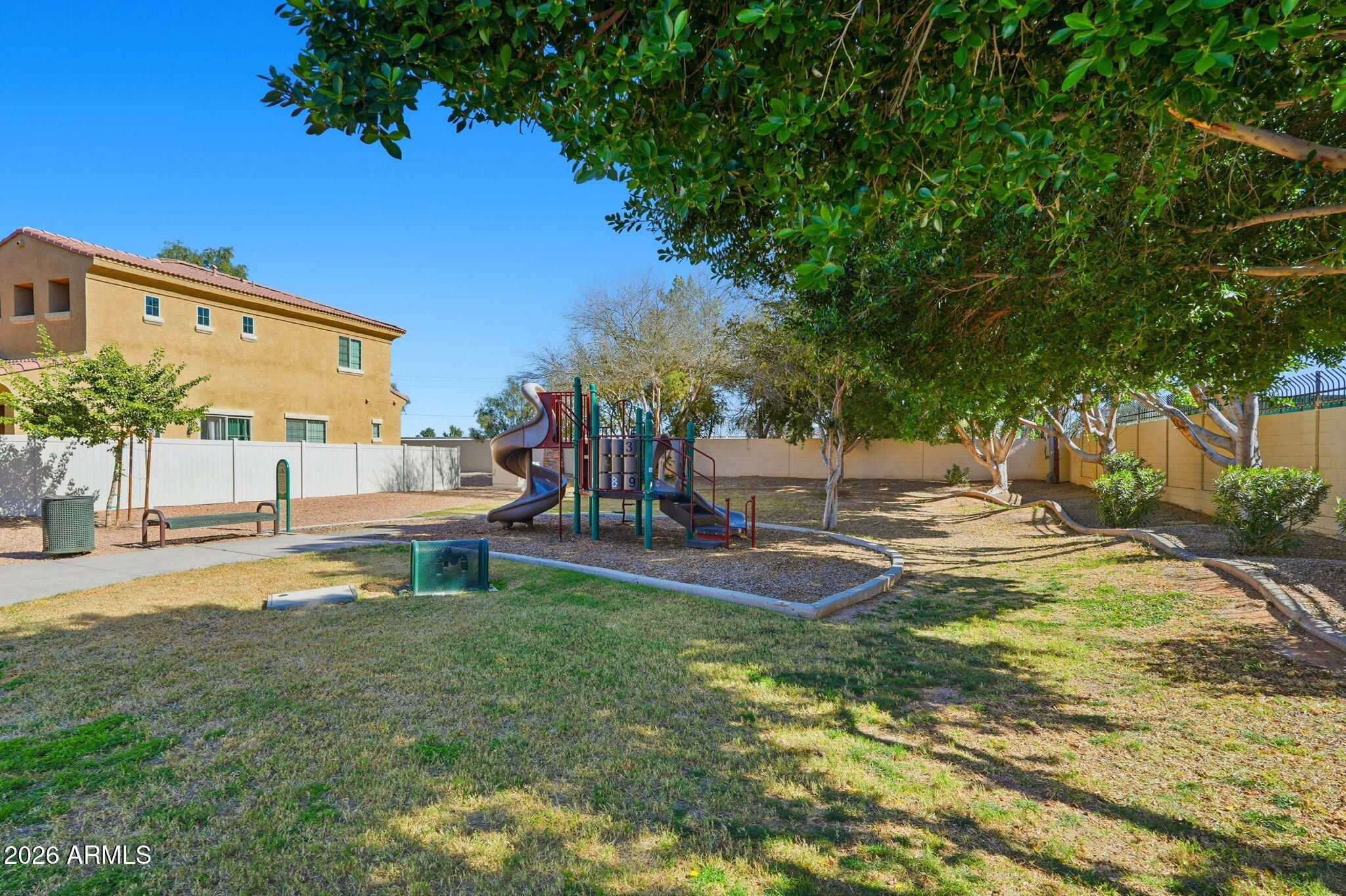 1367 S COUNTRY CLUB Drive 1118