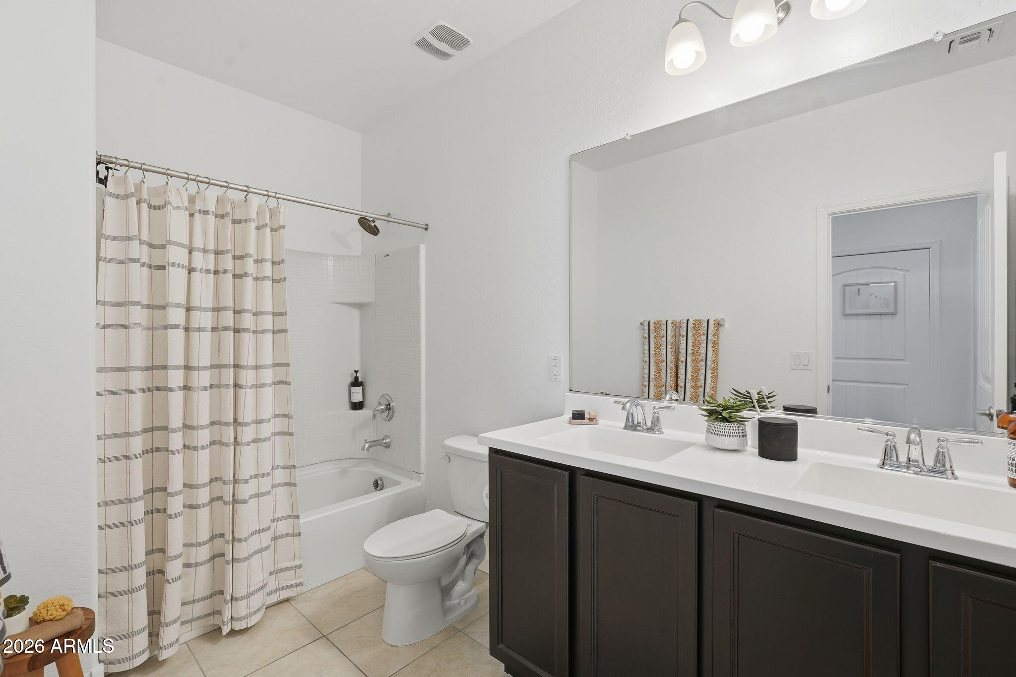 1367 S COUNTRY CLUB Drive 1118