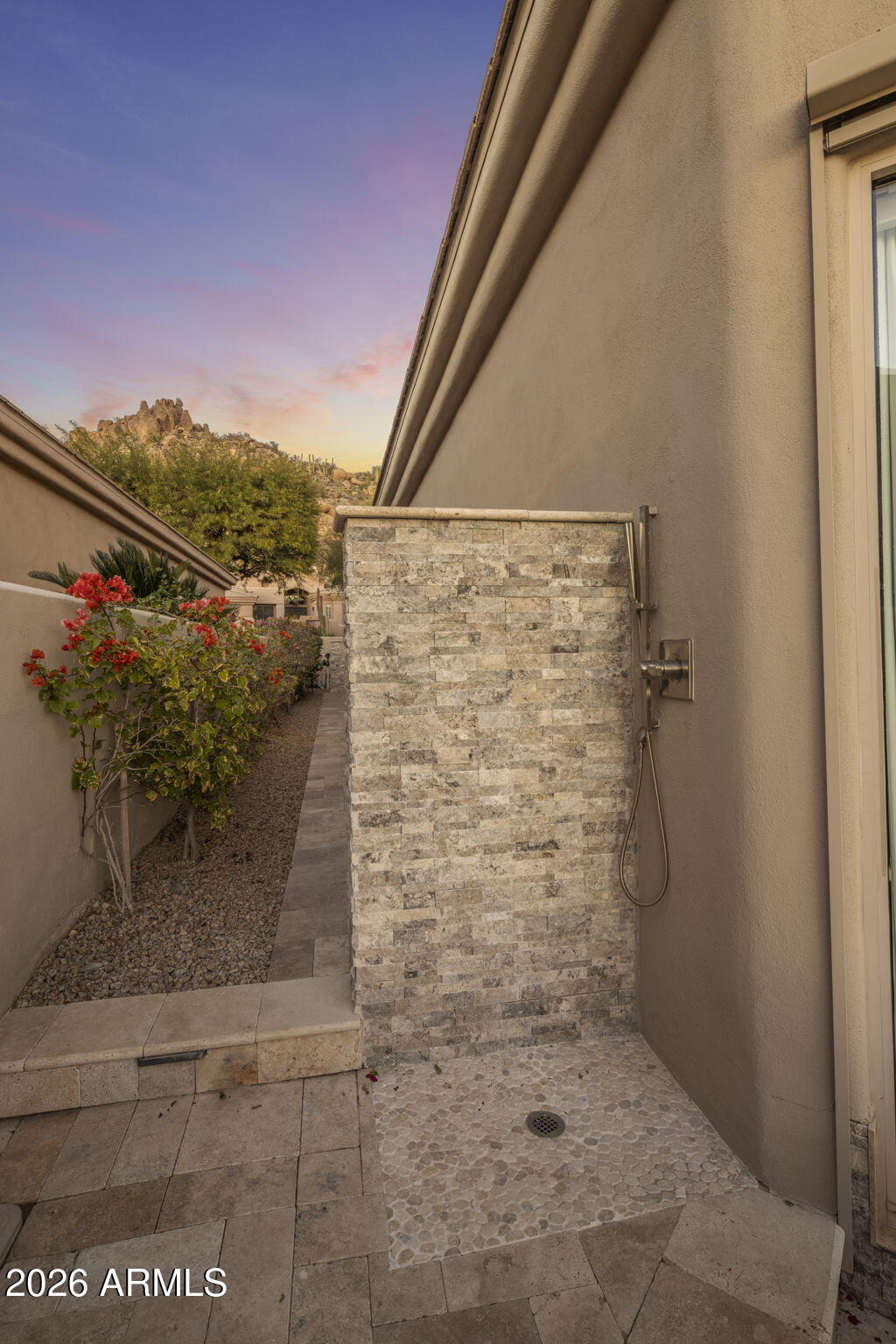 11129 E JUAN TABO Road