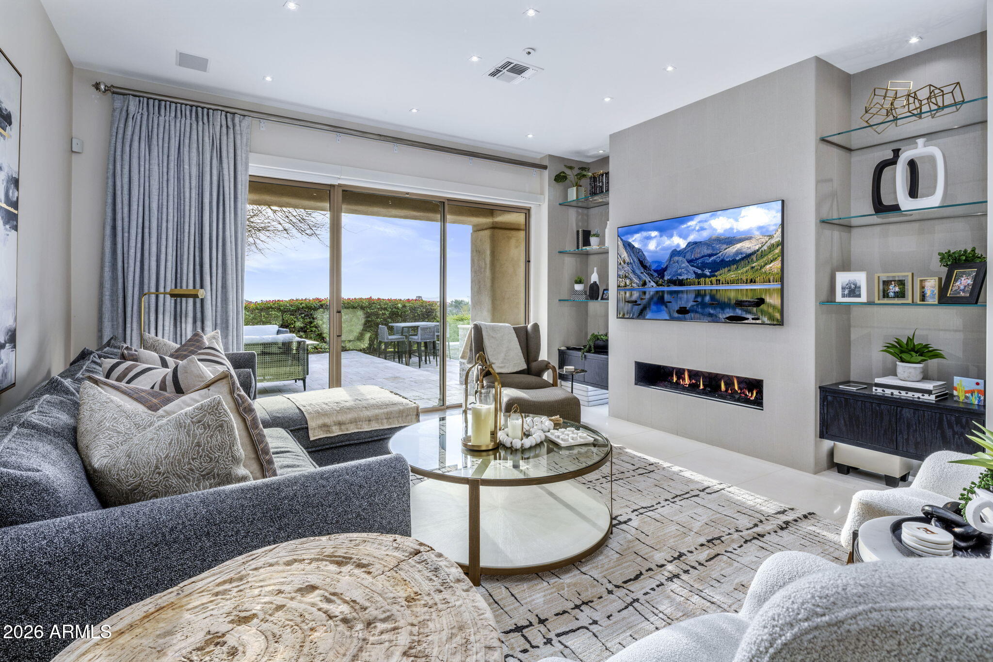 11129 E JUAN TABO Road