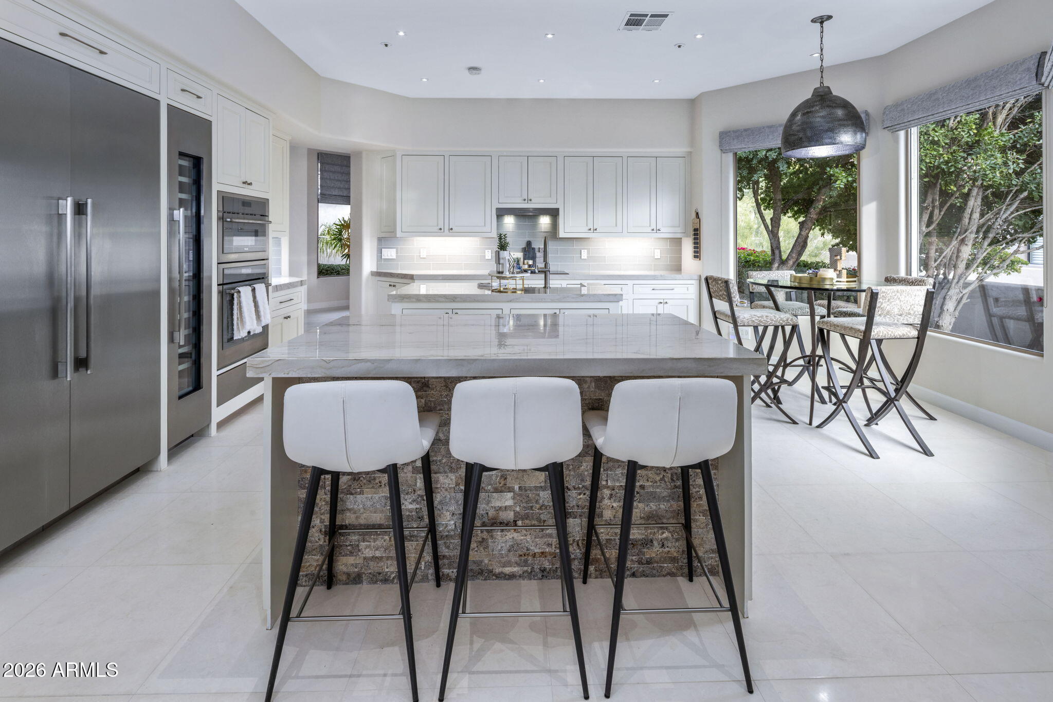 11129 E JUAN TABO Road