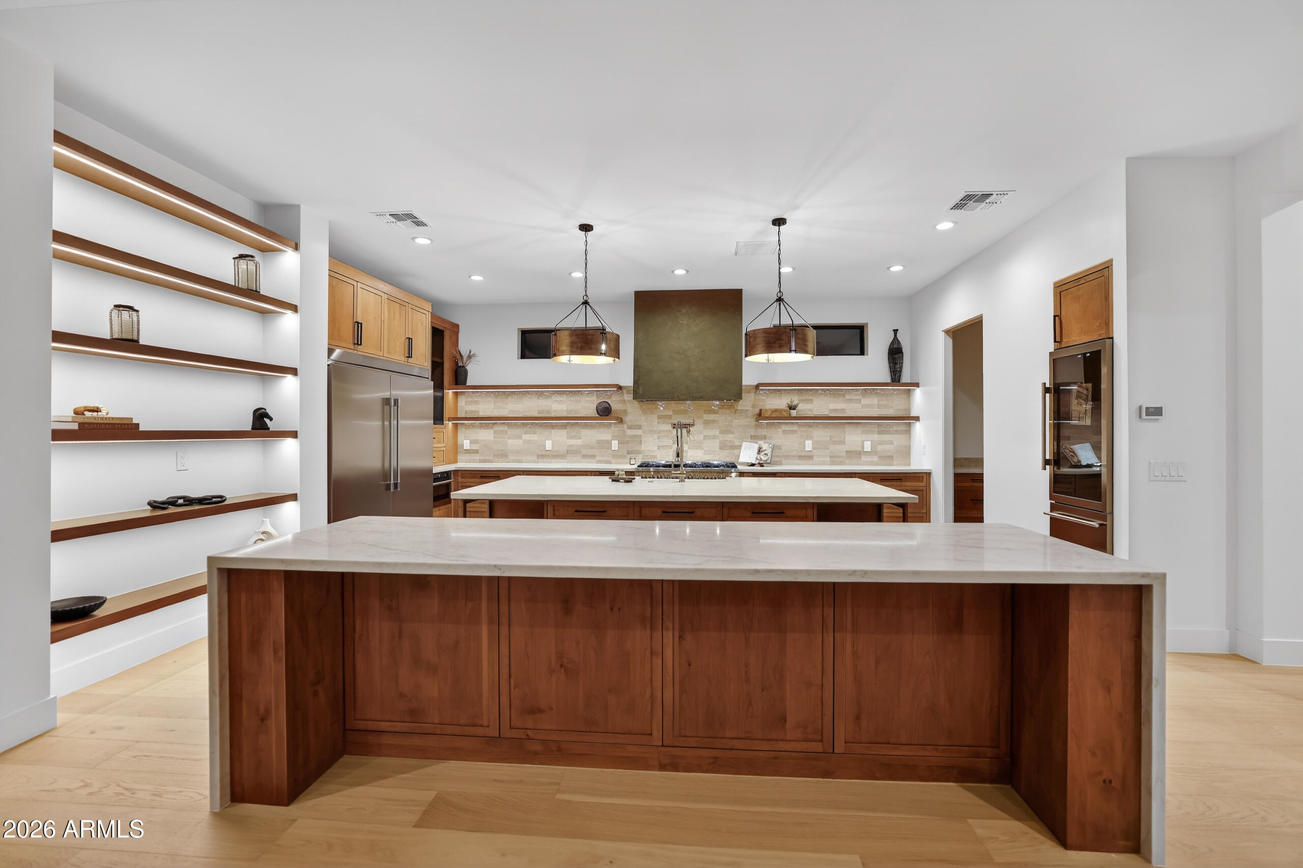 4434 E Mitchell Drive