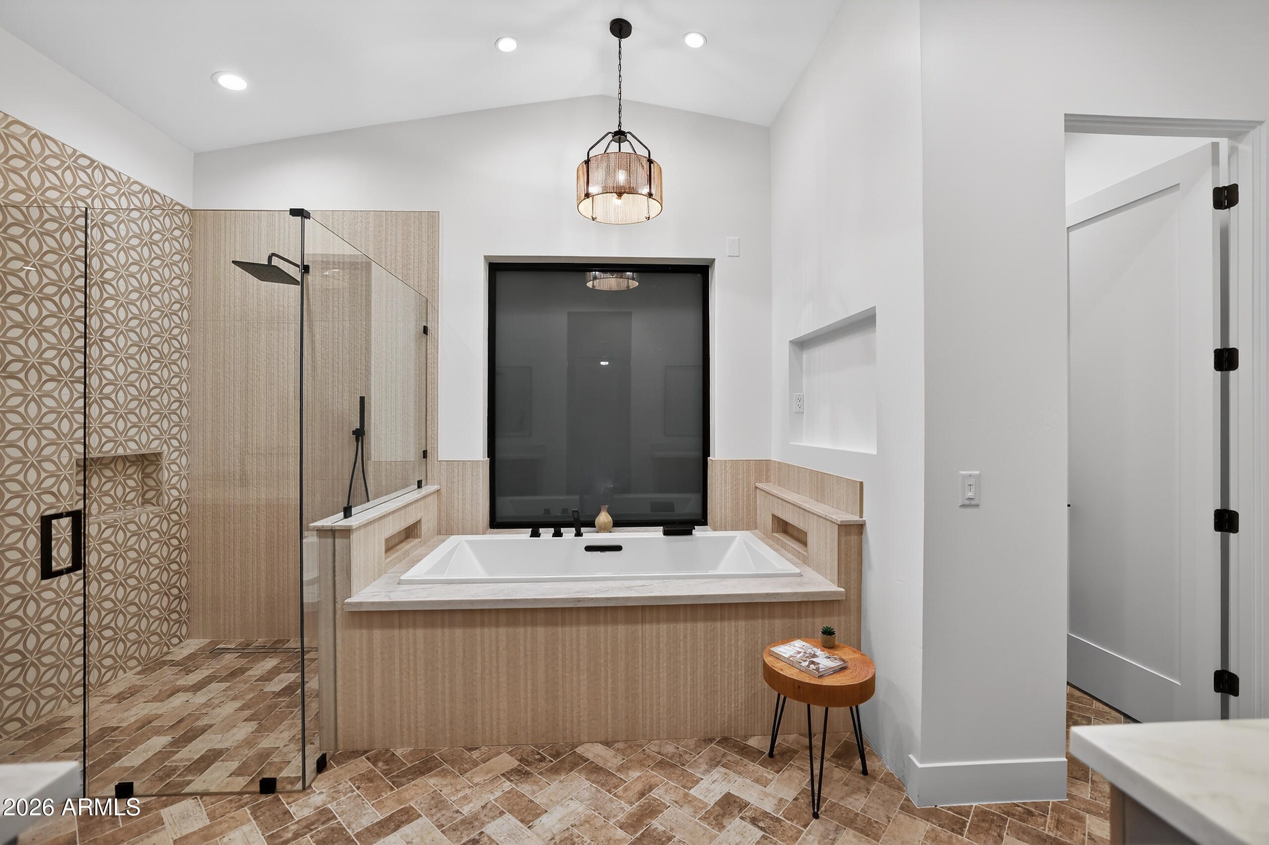 4434 E Mitchell Drive