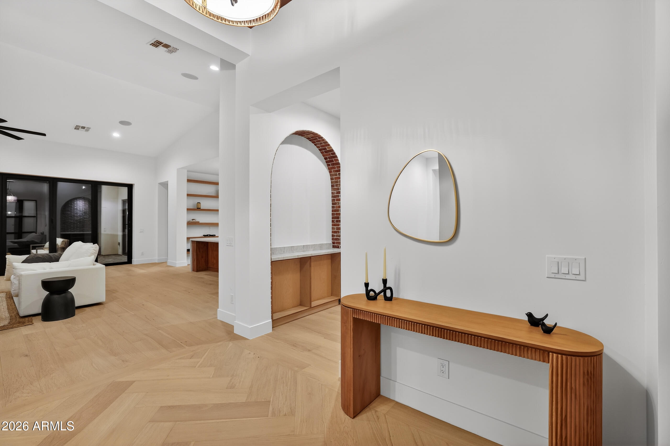 4434 E Mitchell Drive