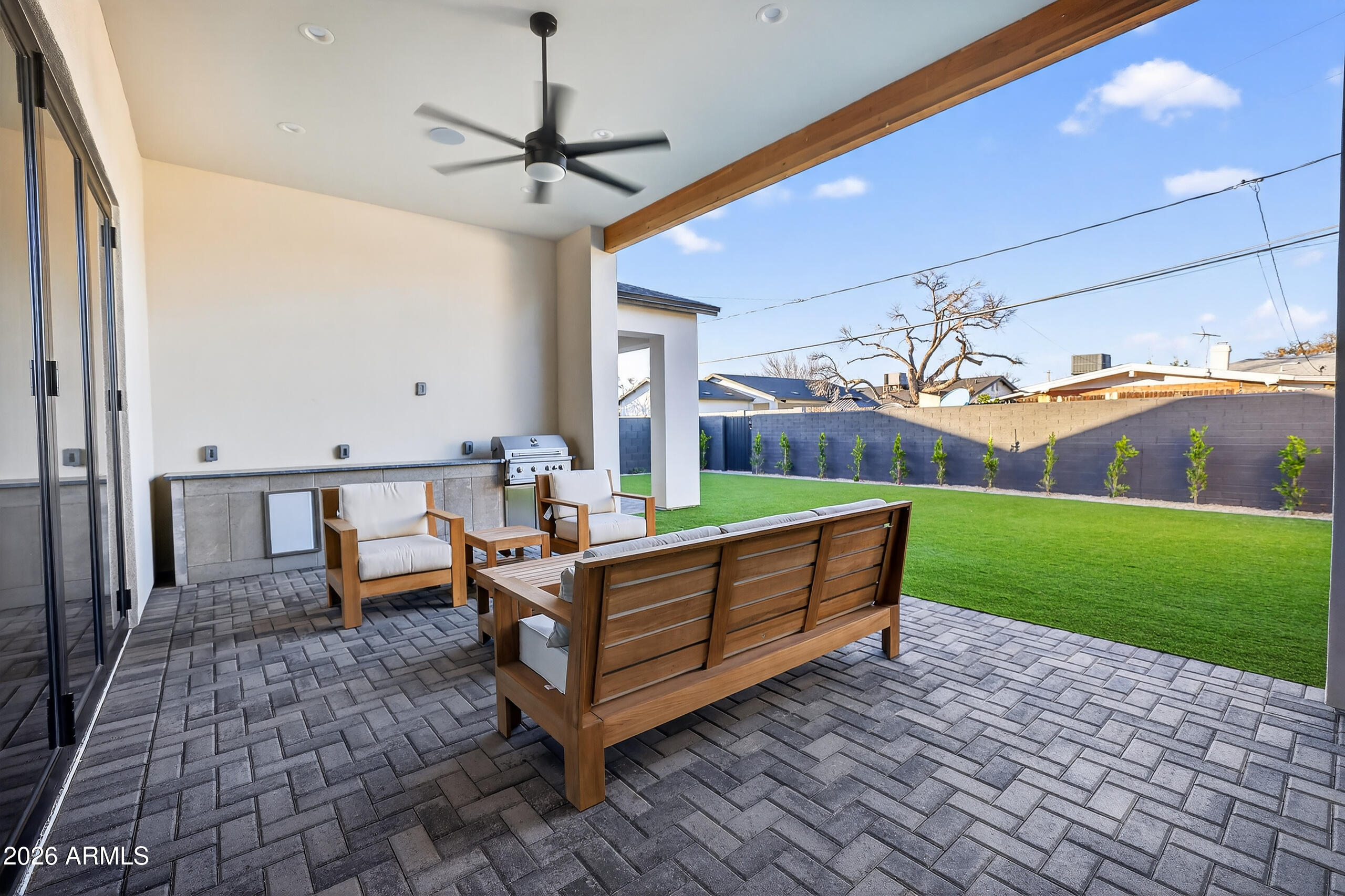 4434 E Mitchell Drive