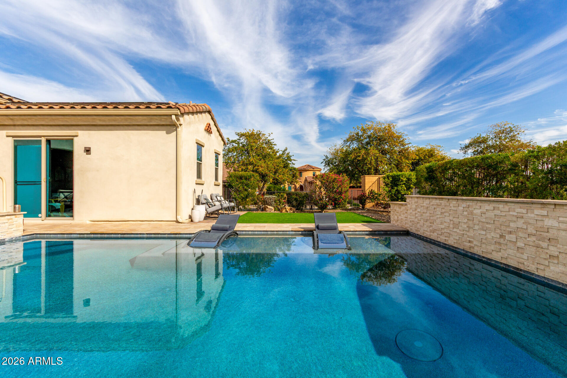 20945 W COLLEGE Drive