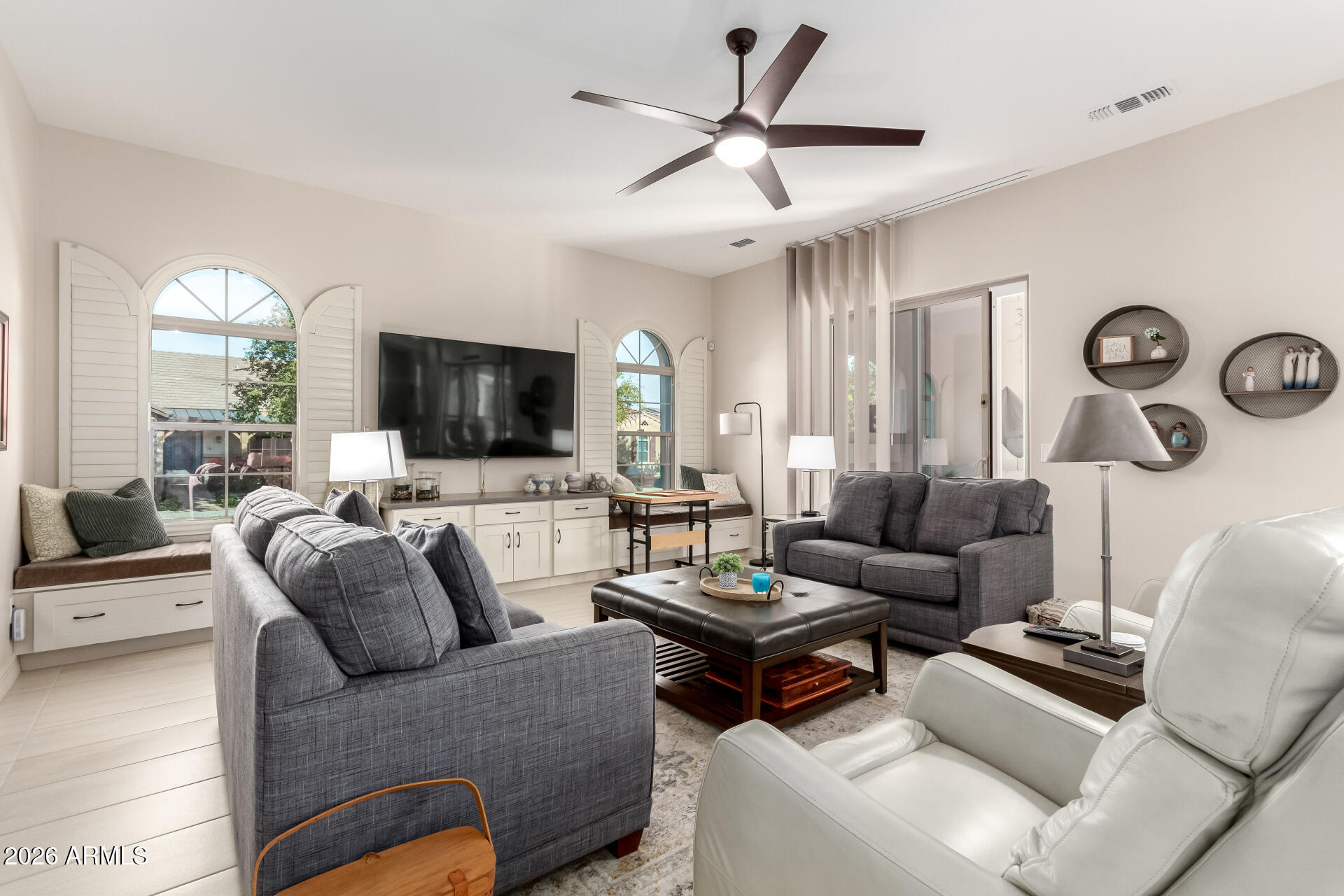 20945 W COLLEGE Drive