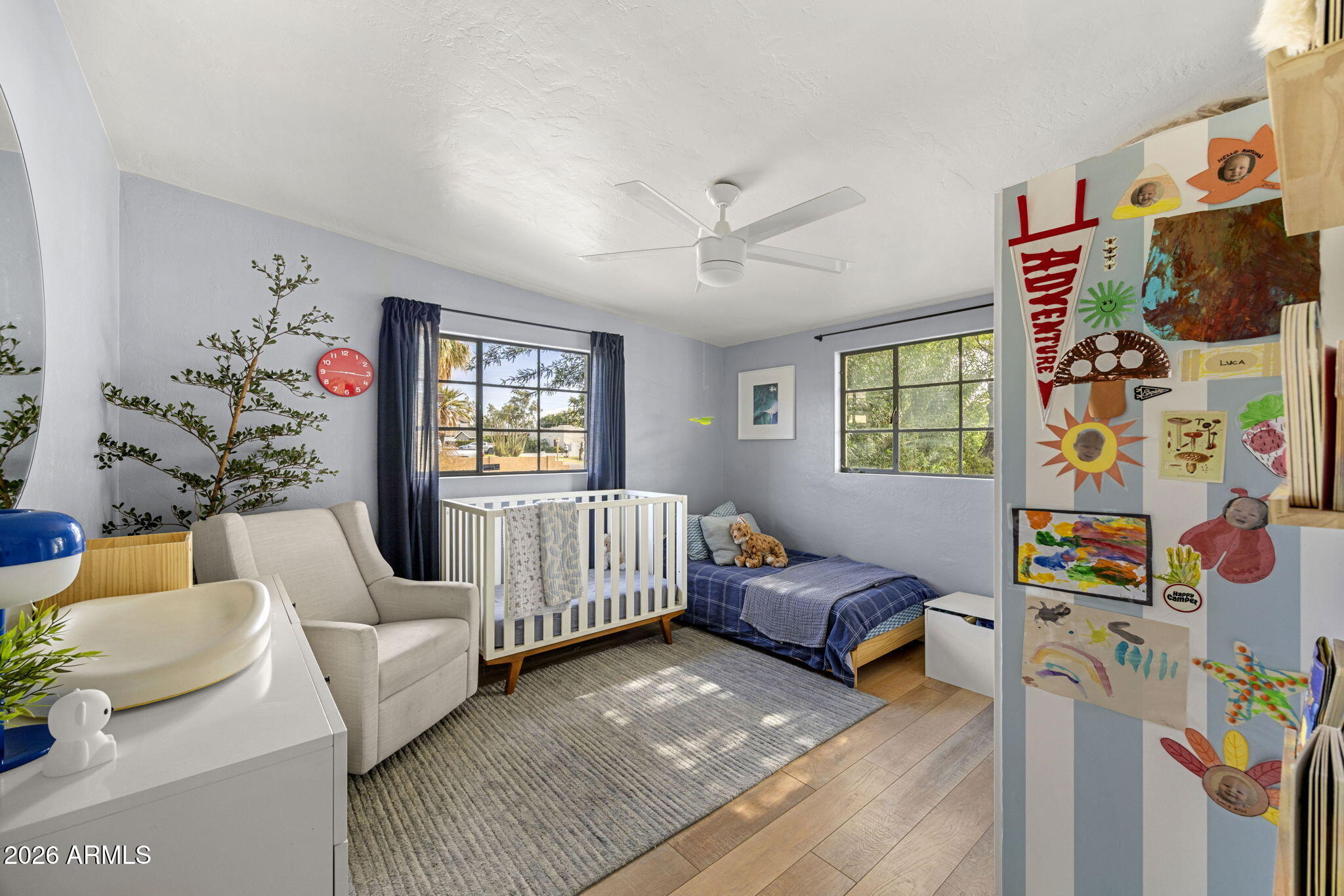 4614 E DEVONSHIRE Avenue