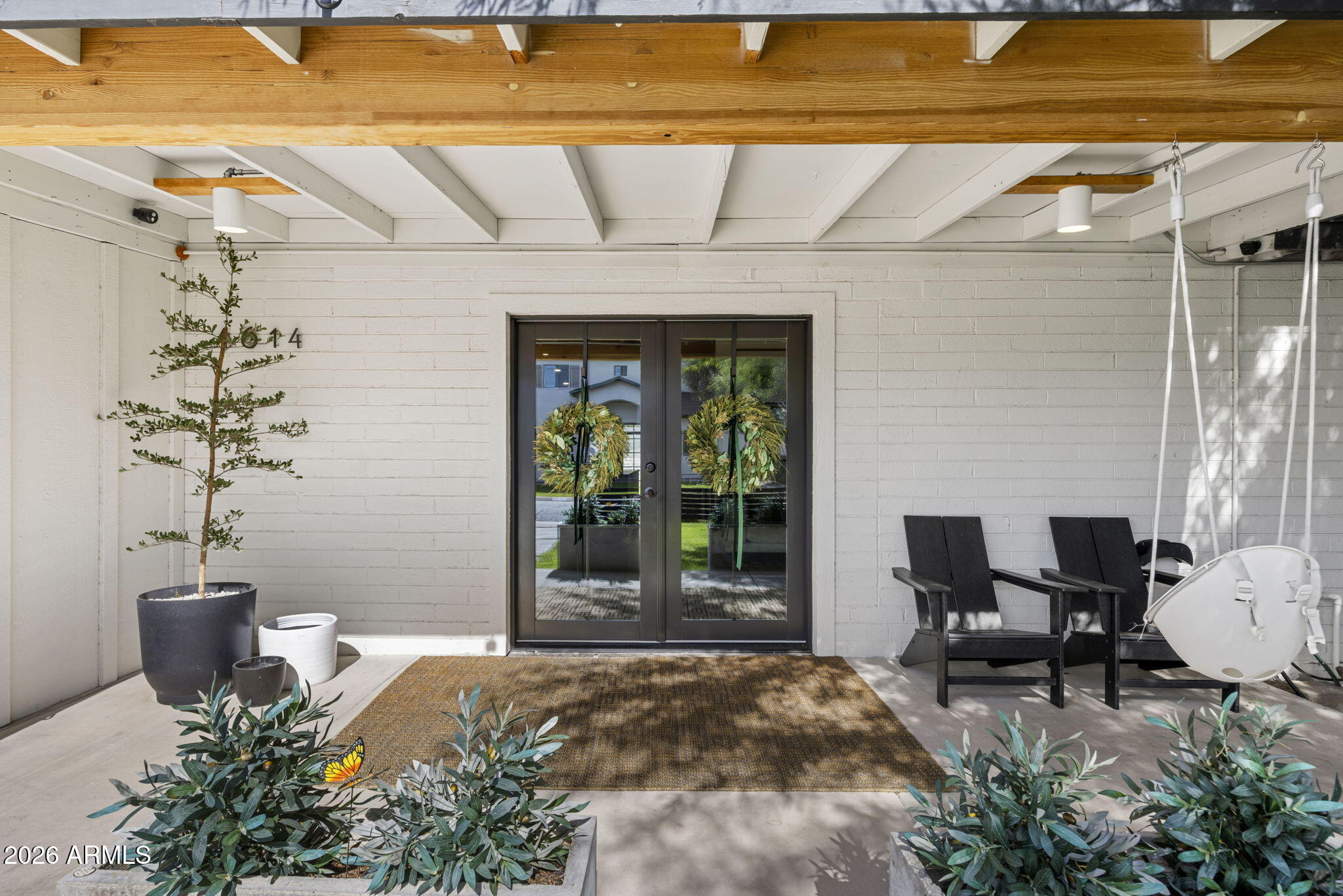 4614 E DEVONSHIRE Avenue