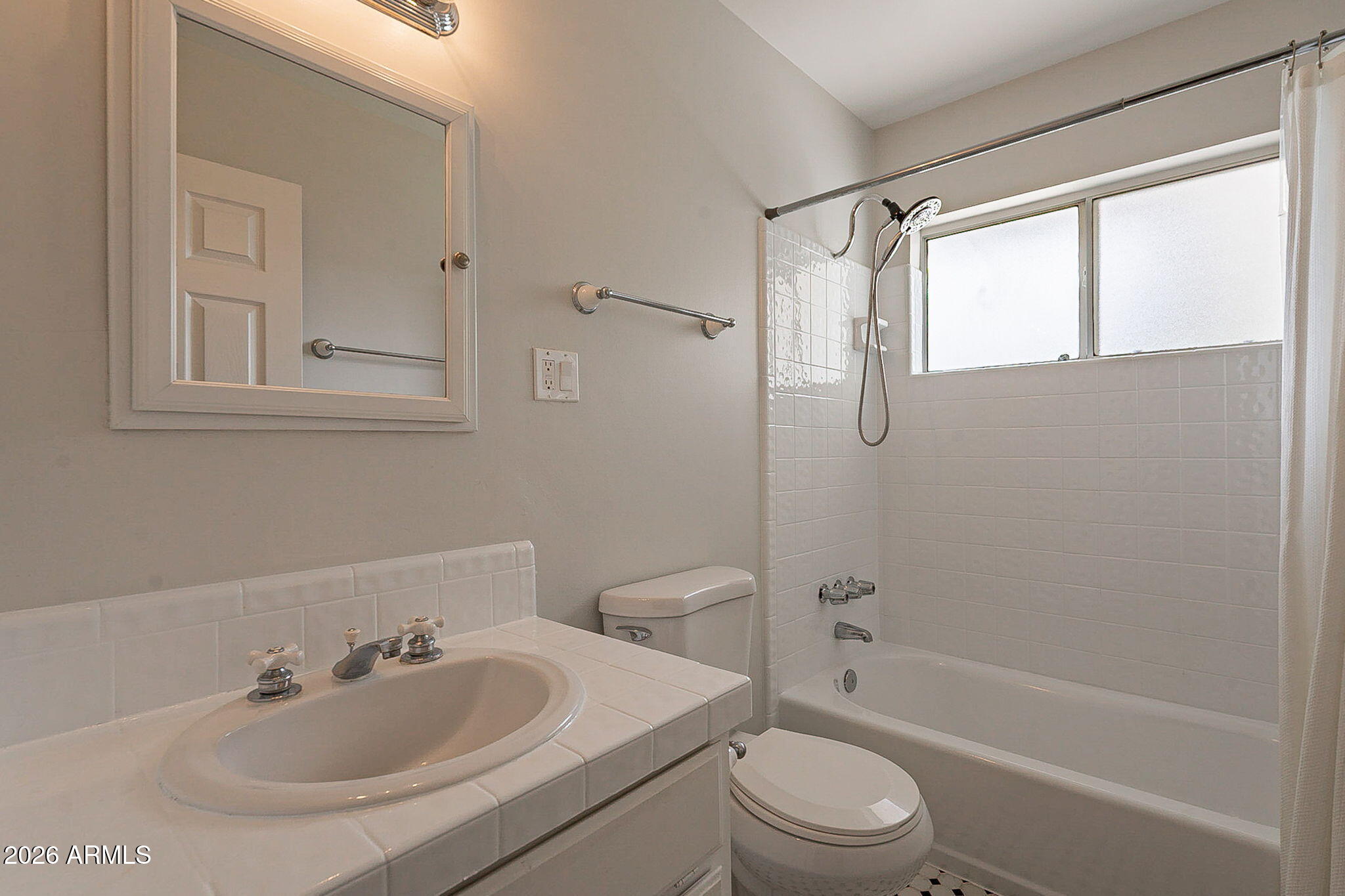 5715 E CALLE DEL PAISANO