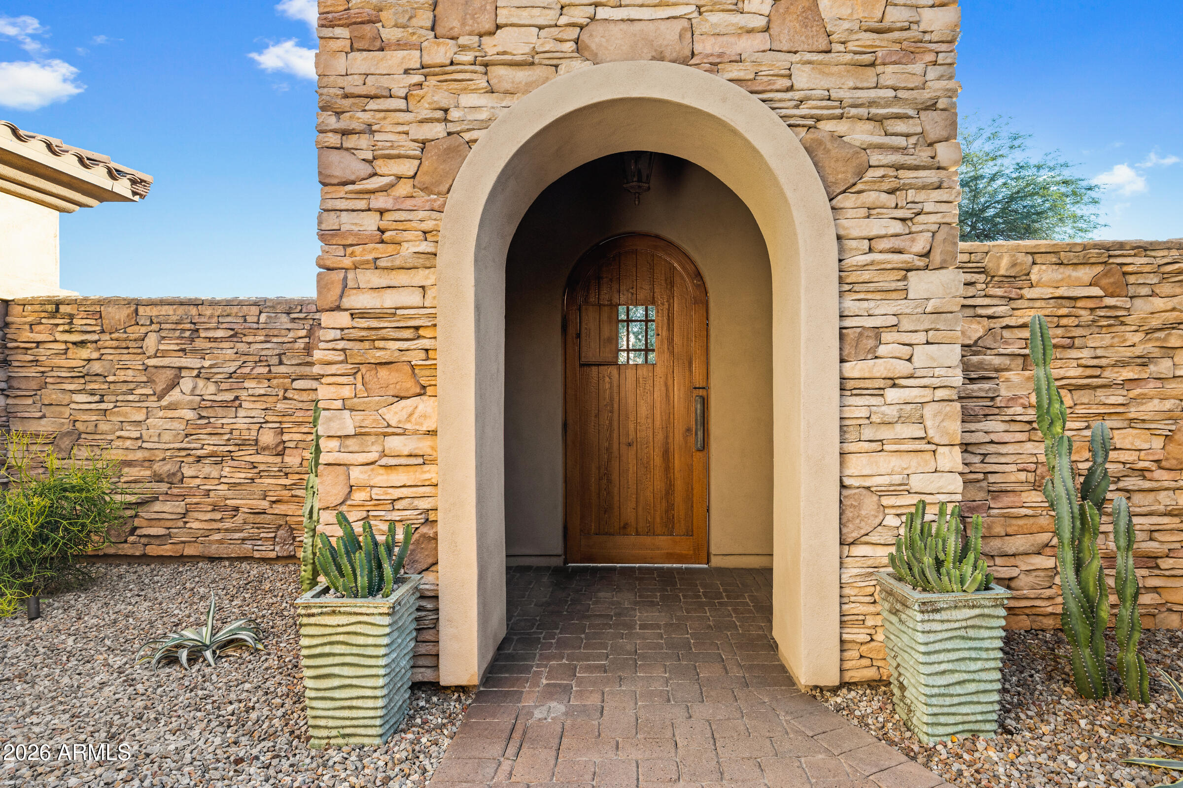 8832 E WETHERSFIELD Road