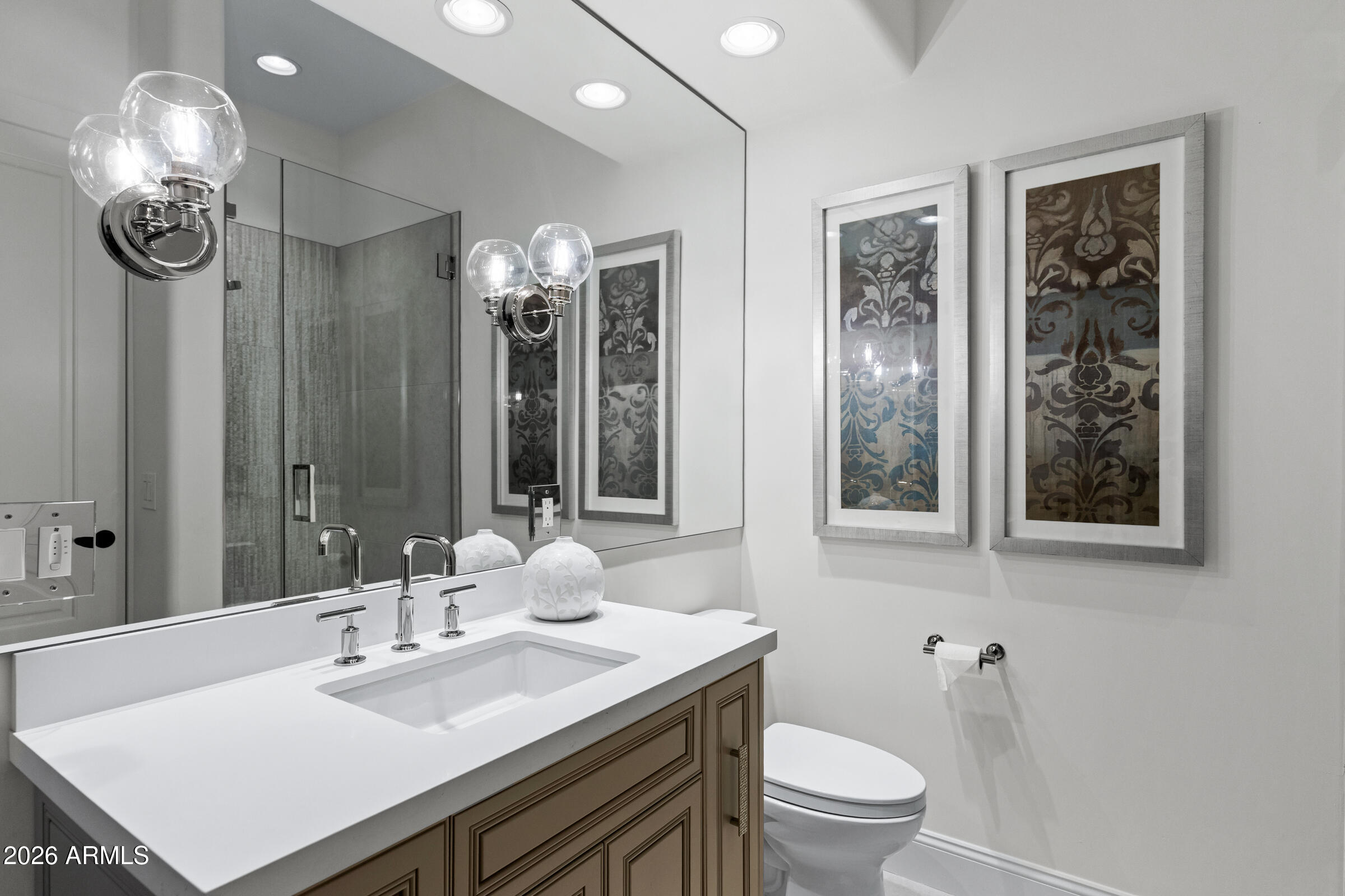 8832 E WETHERSFIELD Road