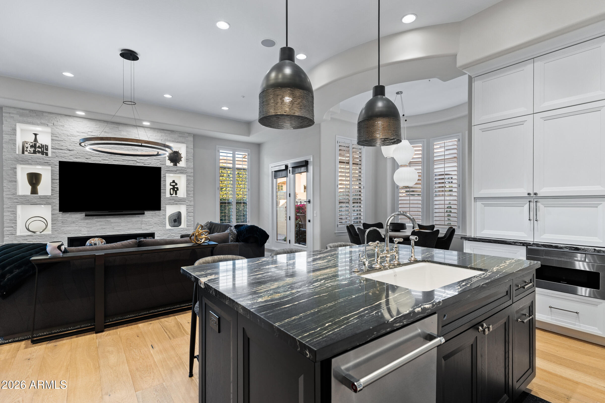 8832 E WETHERSFIELD Road