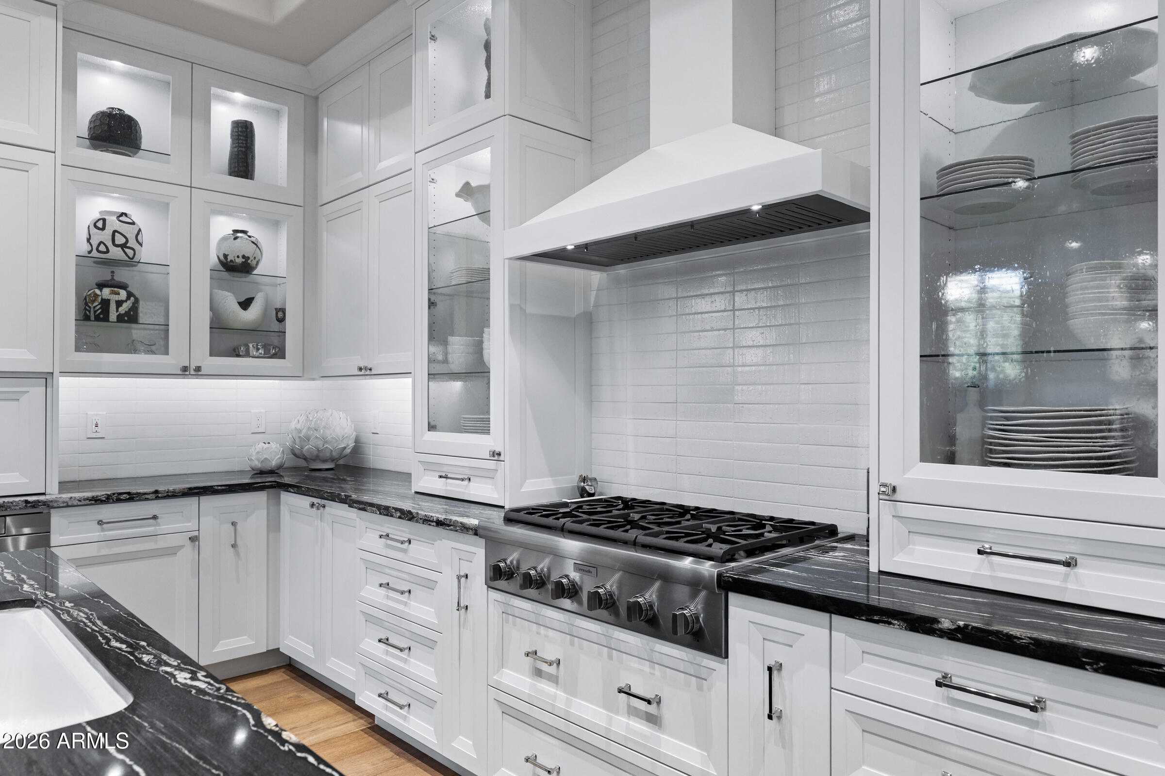 8832 E WETHERSFIELD Road