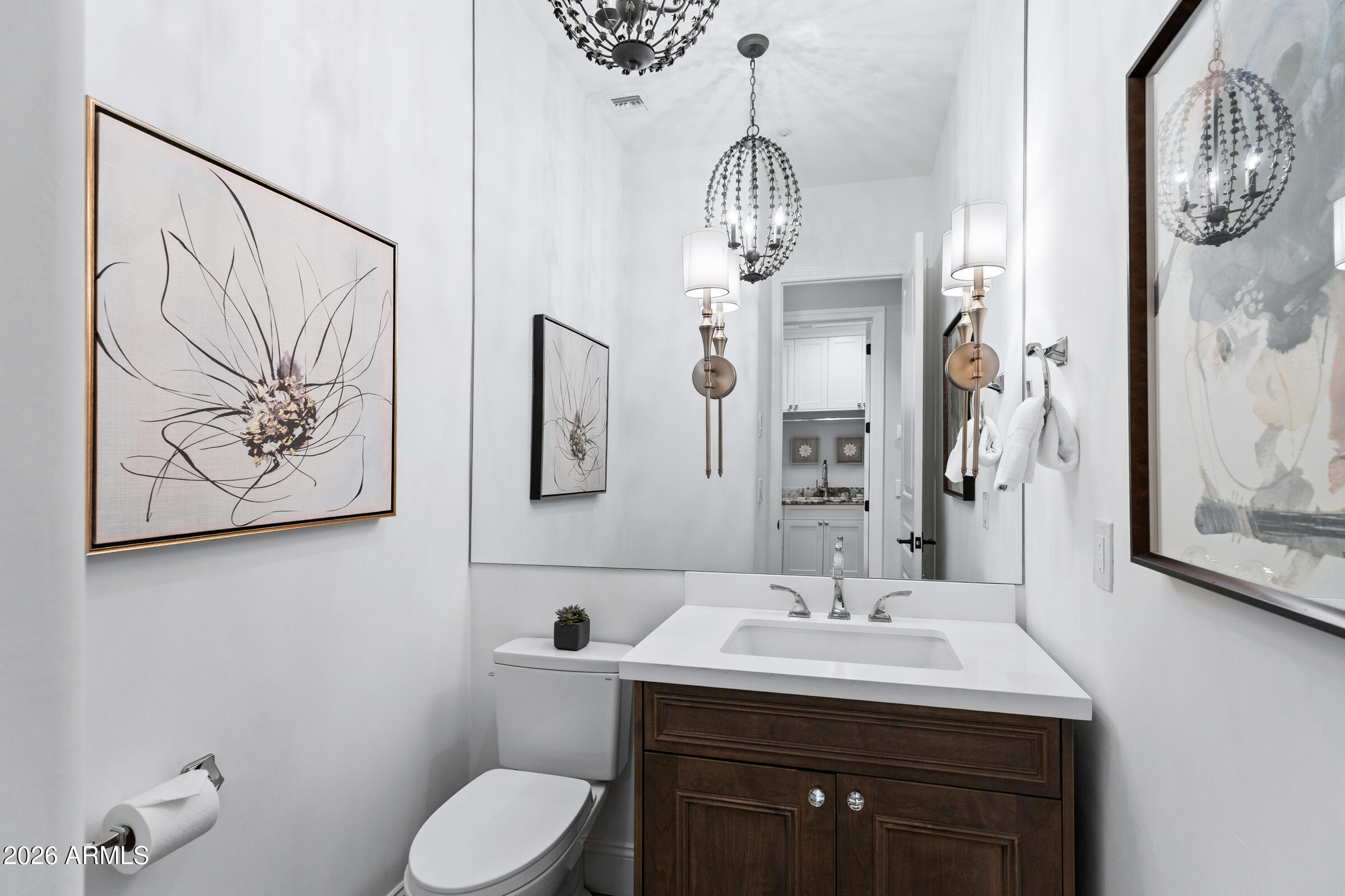 8832 E WETHERSFIELD Road