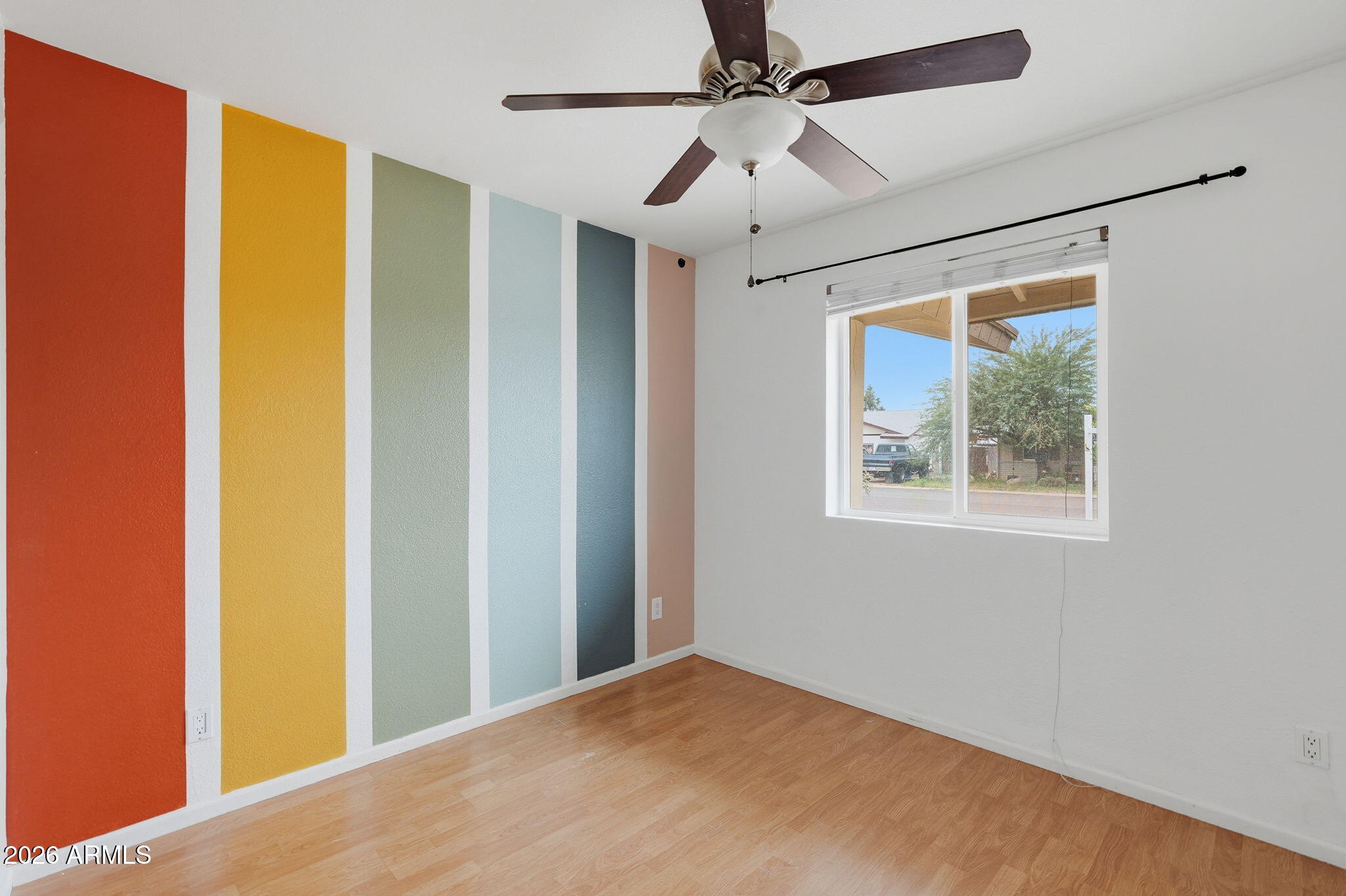 222 W IVYGLEN Street