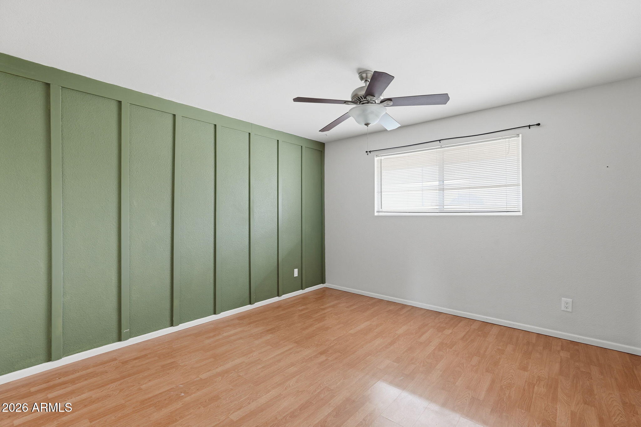 222 W IVYGLEN Street