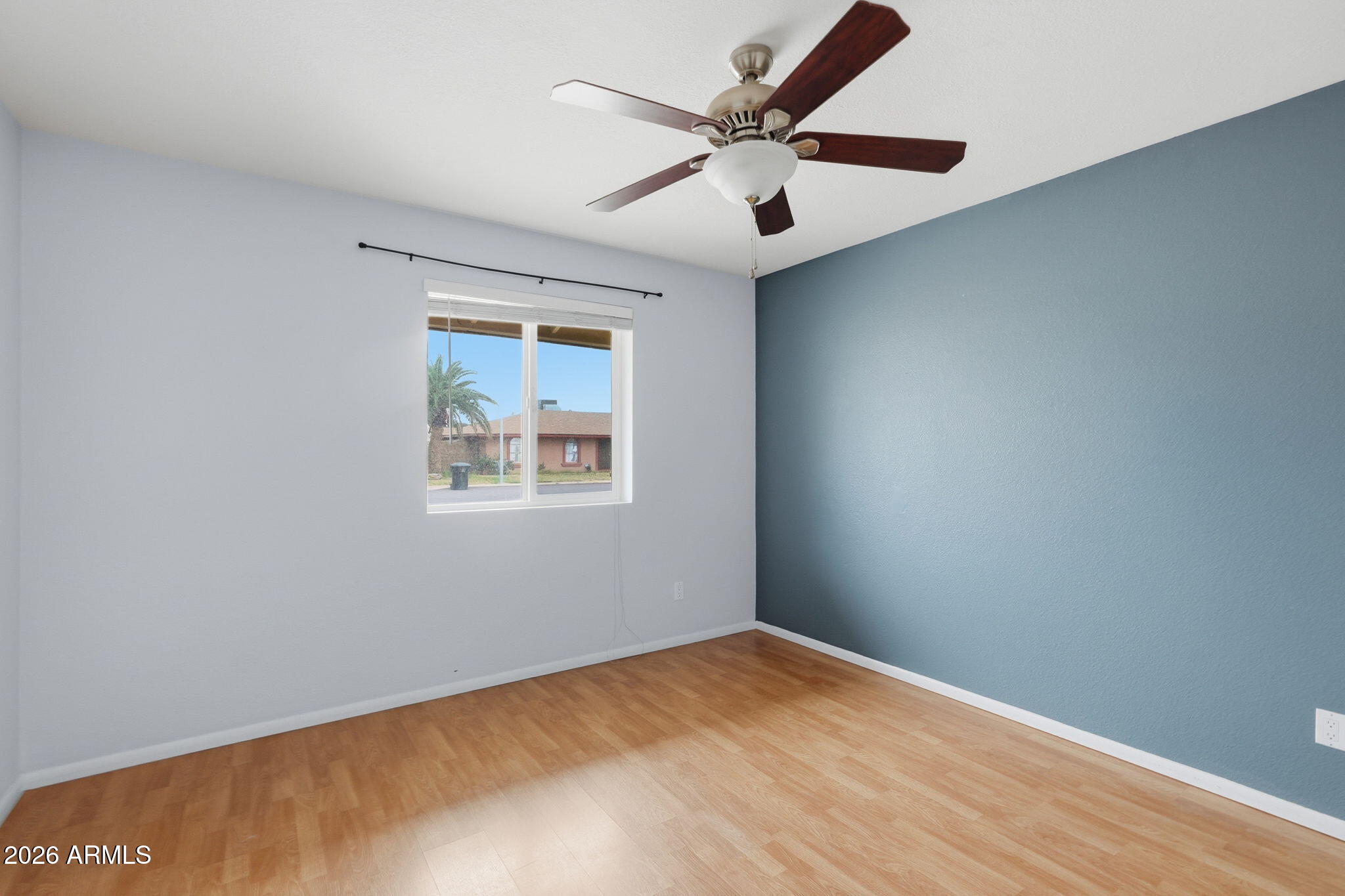 222 W IVYGLEN Street