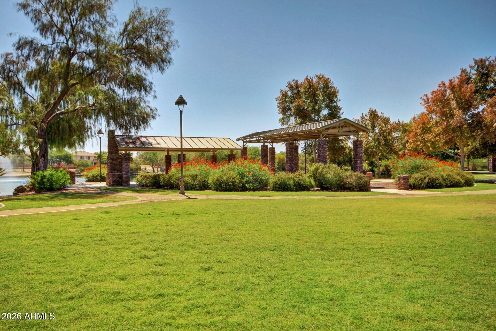 43924 W MCCLELLAND Drive