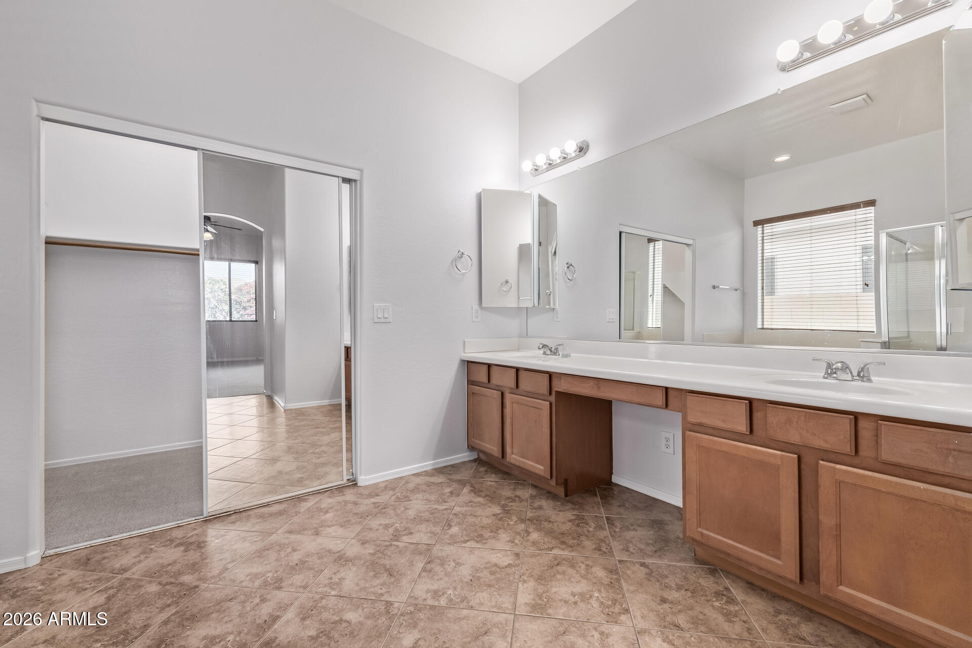 43924 W MCCLELLAND Drive